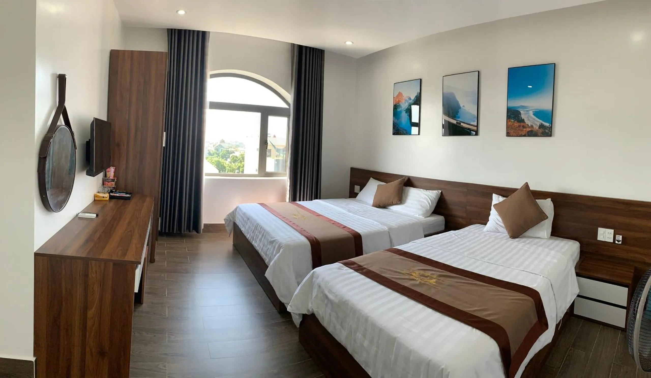 Bed in Win Win Hotel - Khách Sạn Hải Phòng