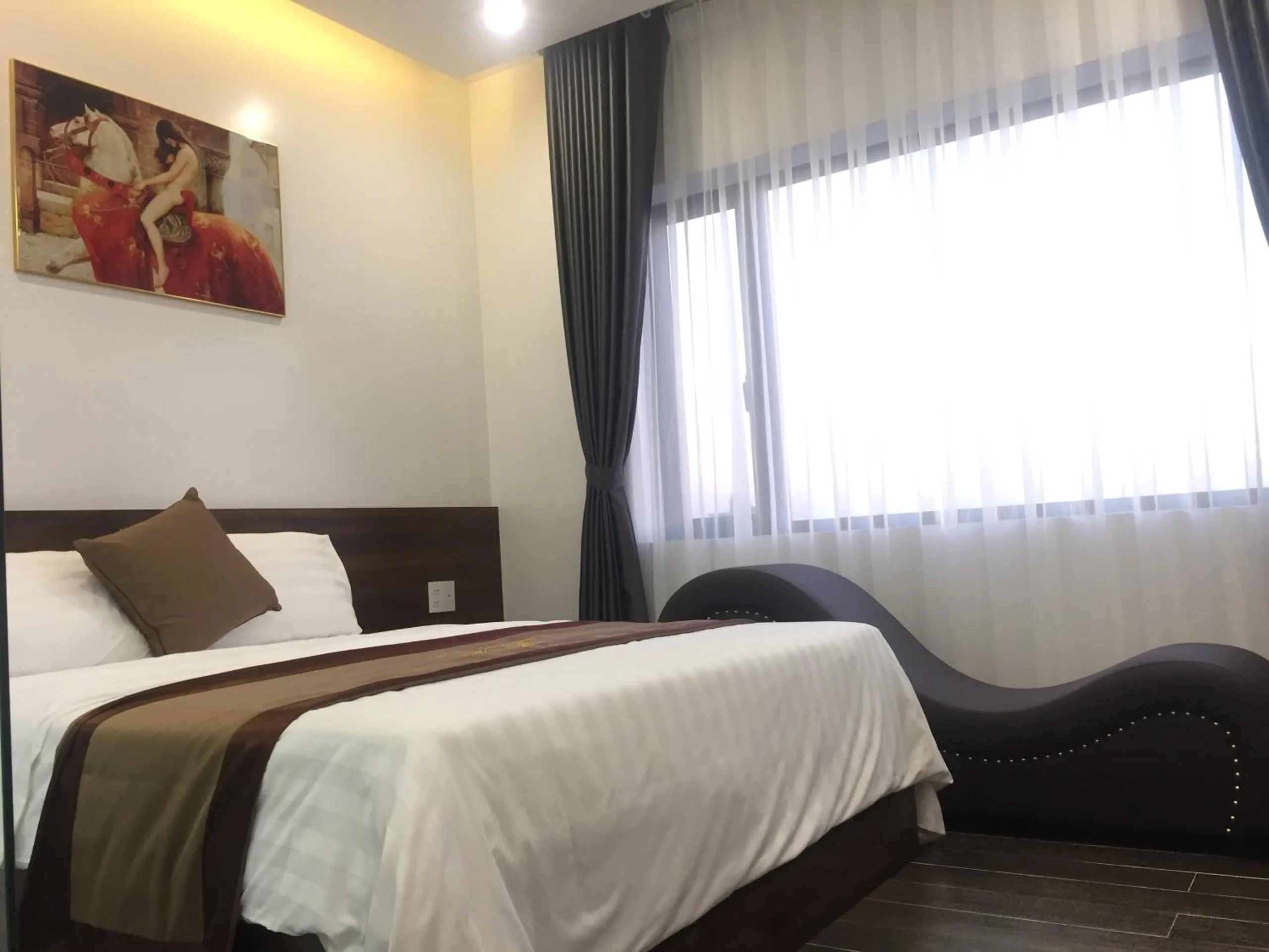 Bed in Win Win Hotel - Khách Sạn Hải Phòng