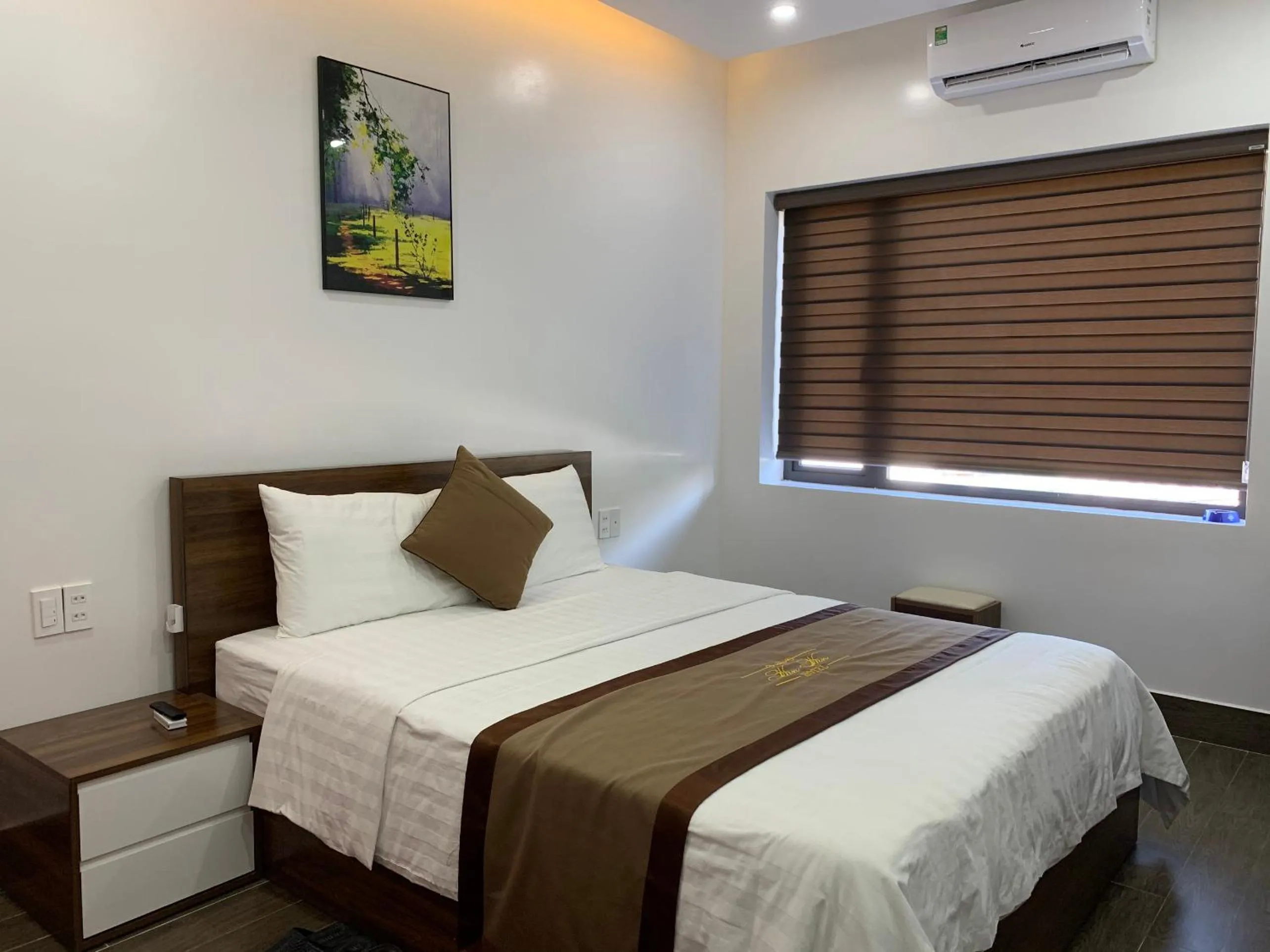 Bed in Win Win Hotel - Khách Sạn Hải Phòng