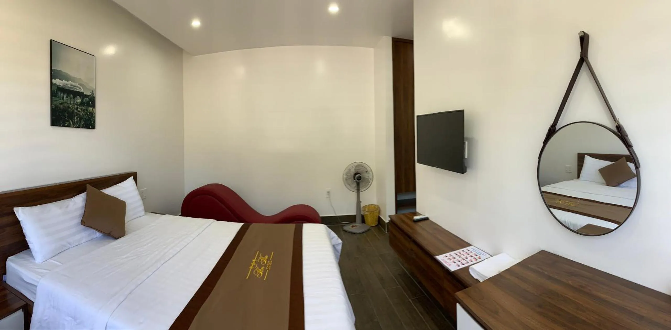 Bed in Win Win Hotel - Khách Sạn Hải Phòng