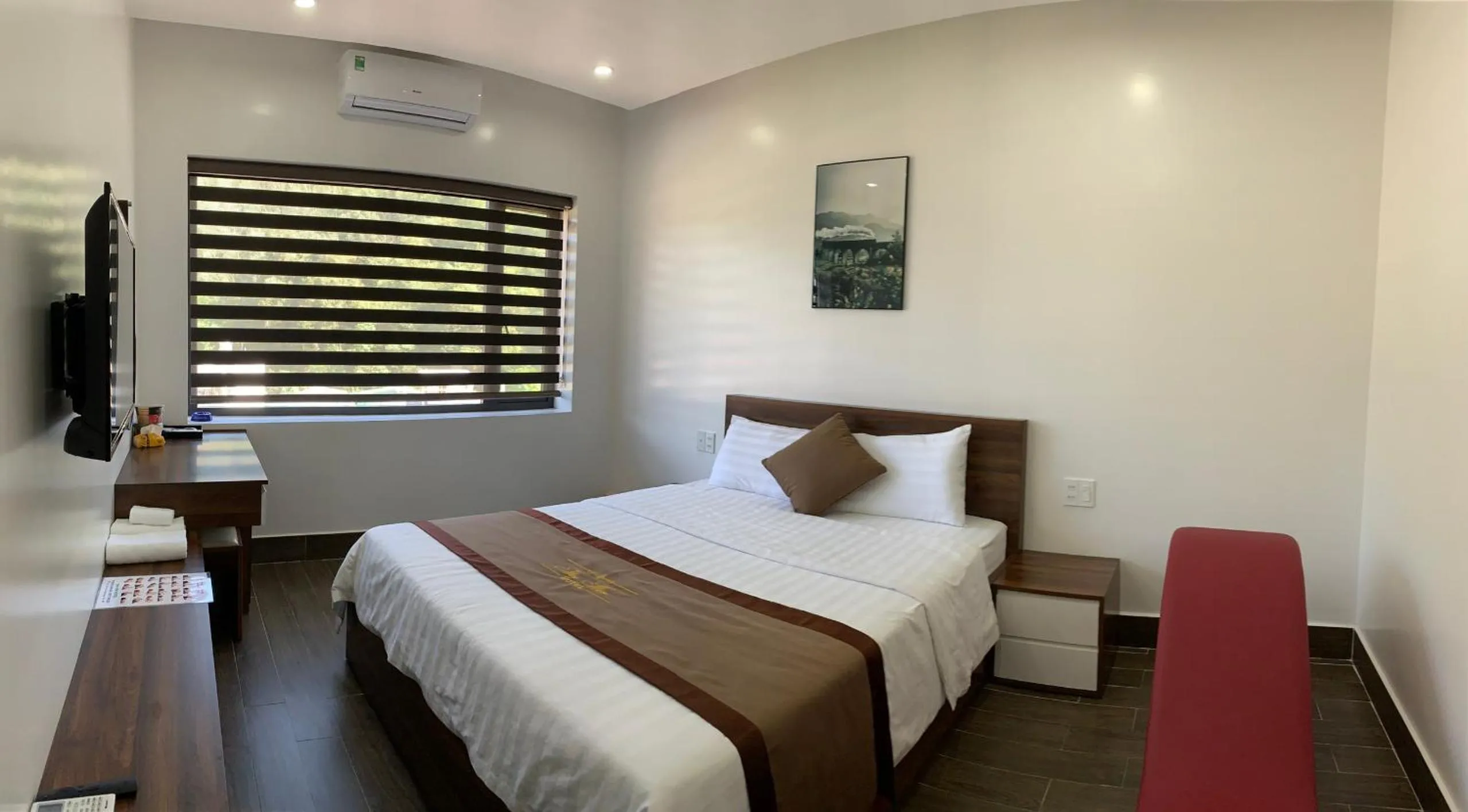 Bed in Win Win Hotel - Khách Sạn Hải Phòng