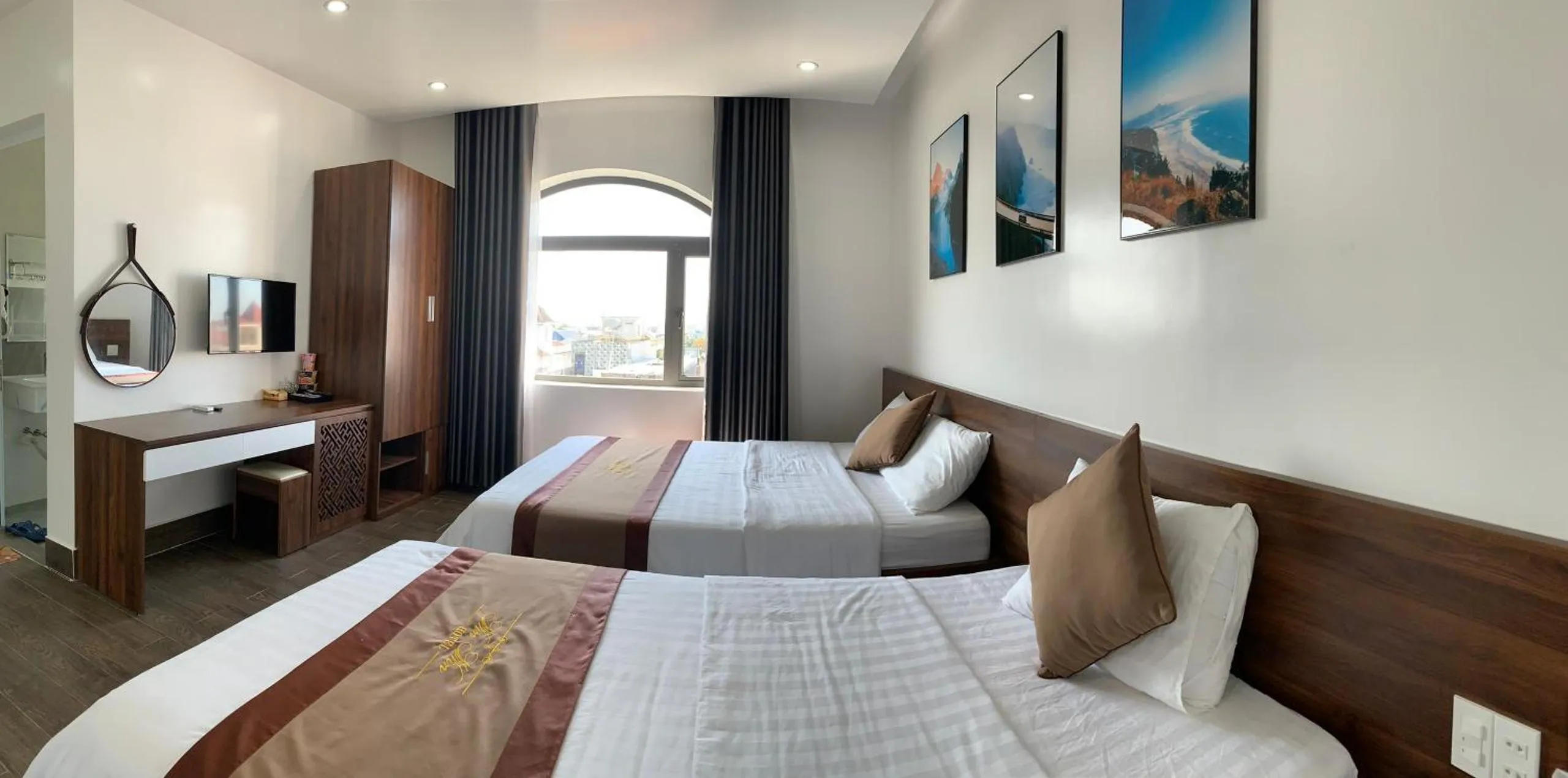 Bed in Win Win Hotel - Khách Sạn Hải Phòng