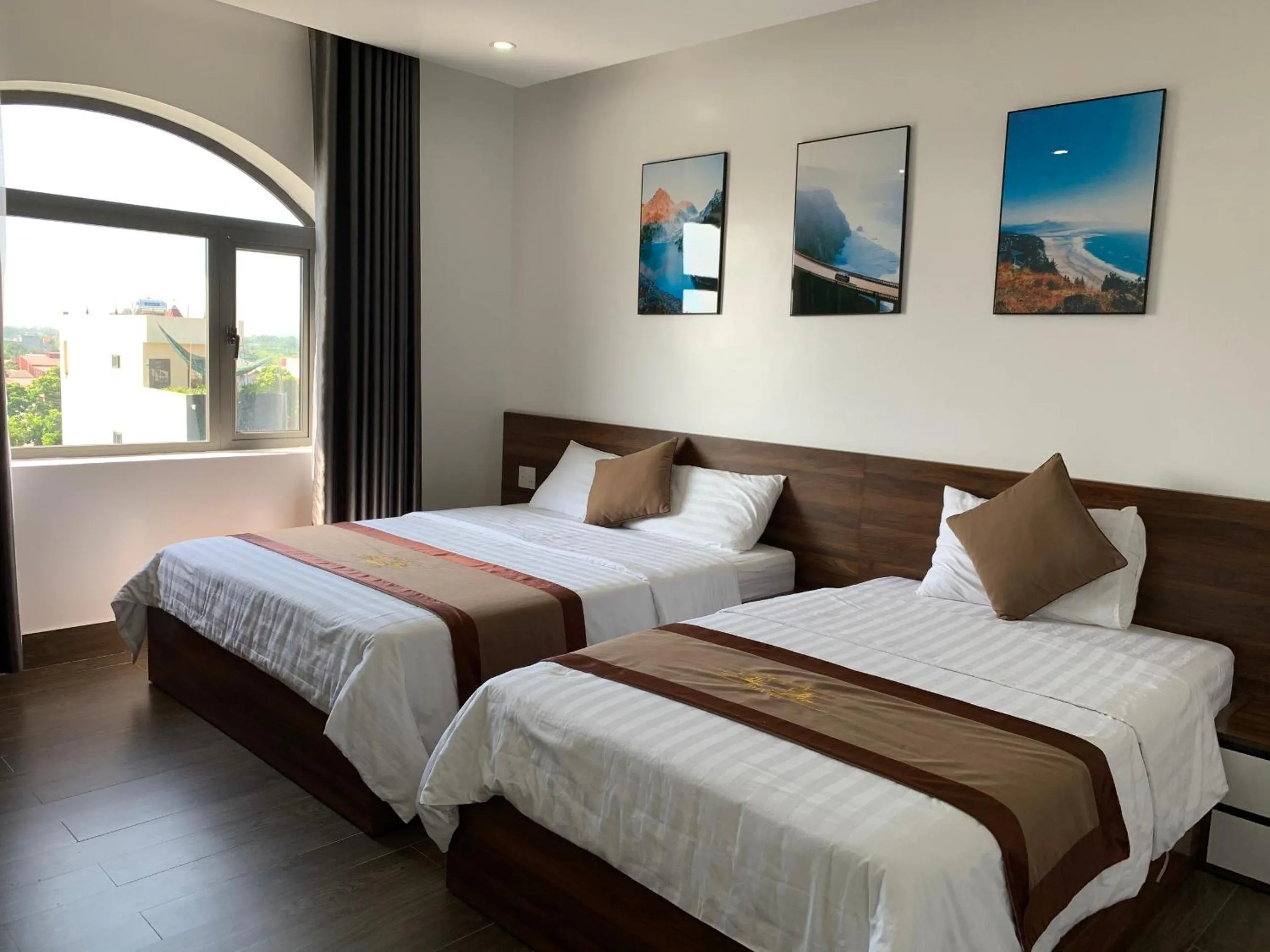 Bed in Win Win Hotel - Khách Sạn Hải Phòng