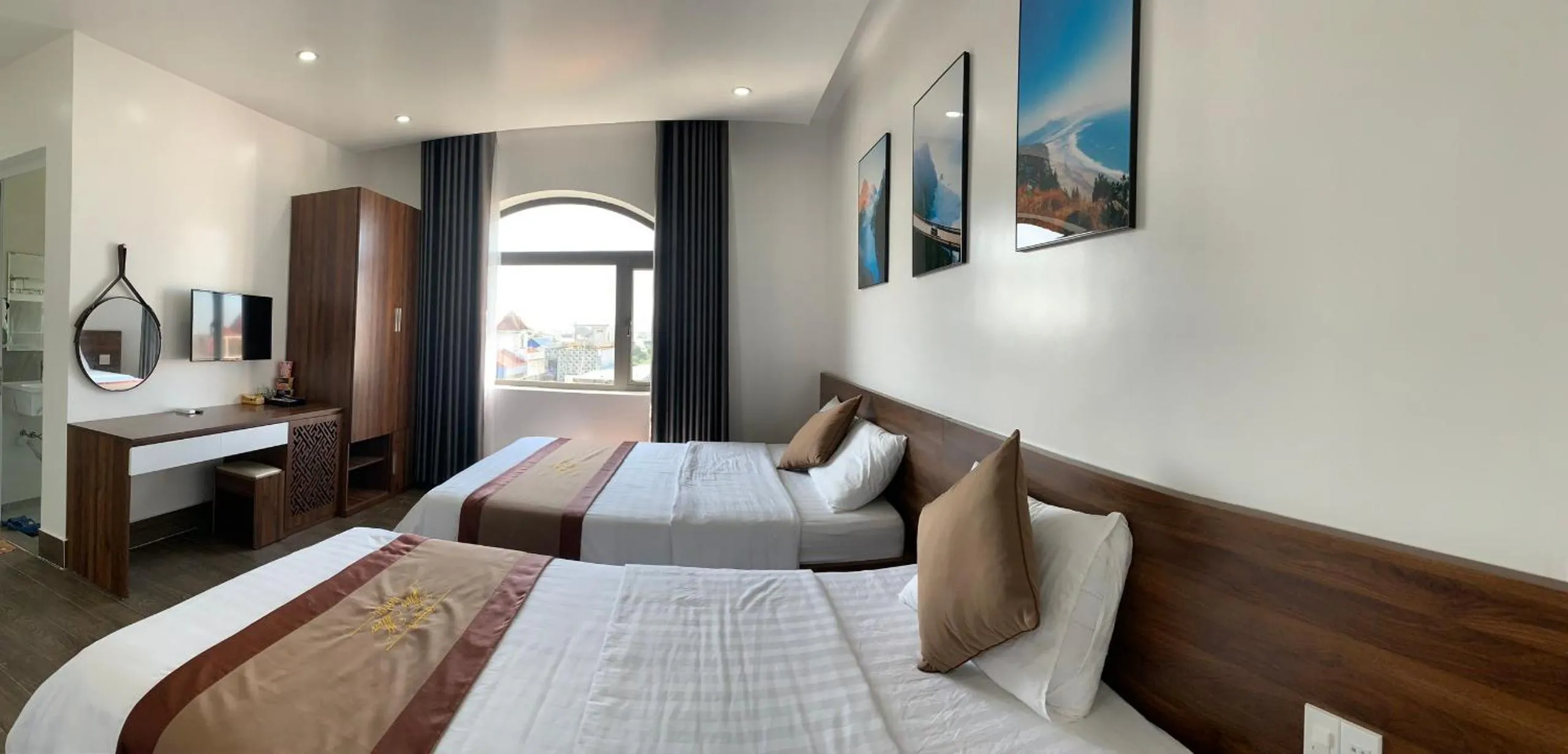Bed in Win Win Hotel - Khách Sạn Hải Phòng