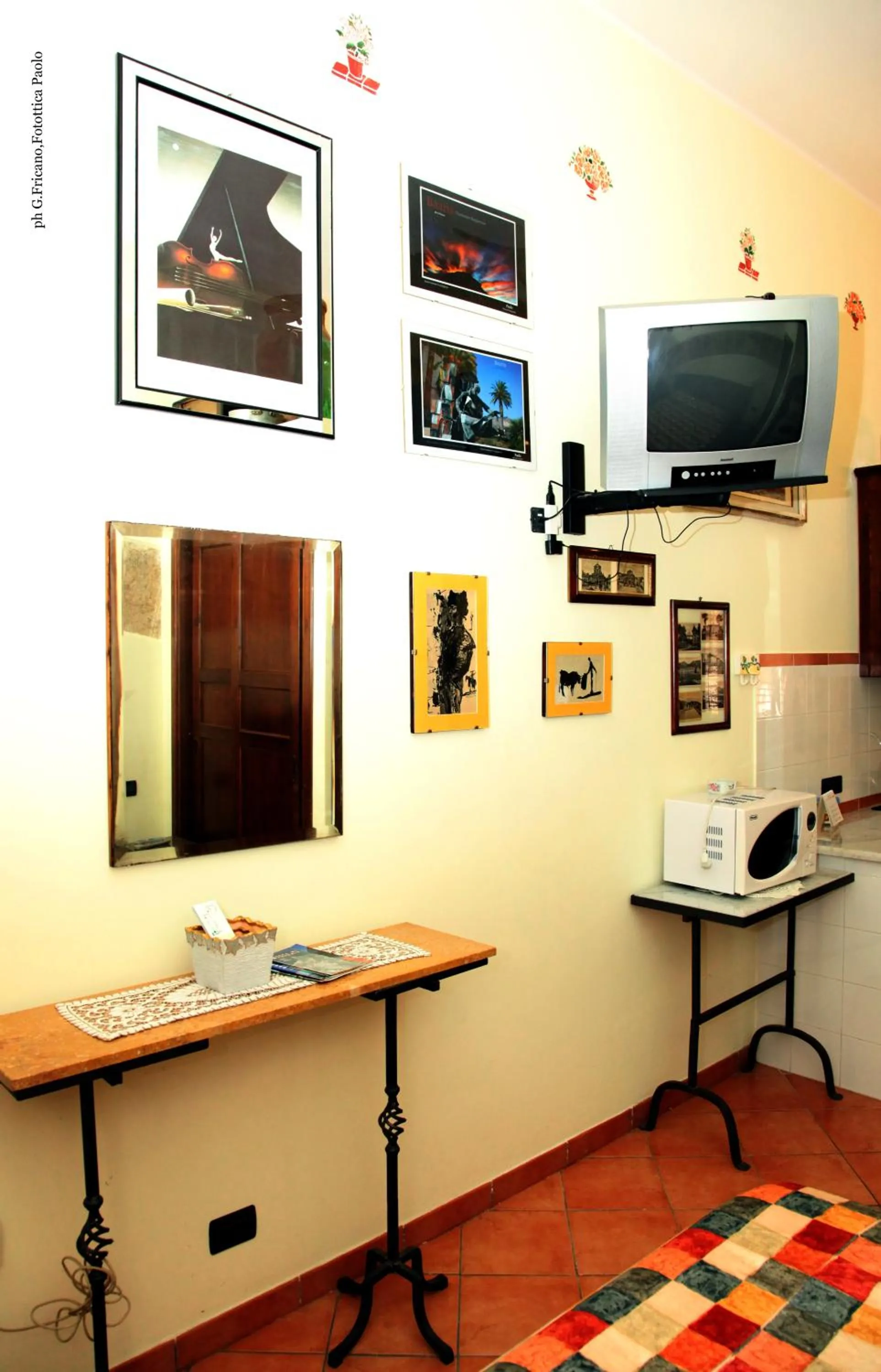 Photo of the whole room in Donna Lia