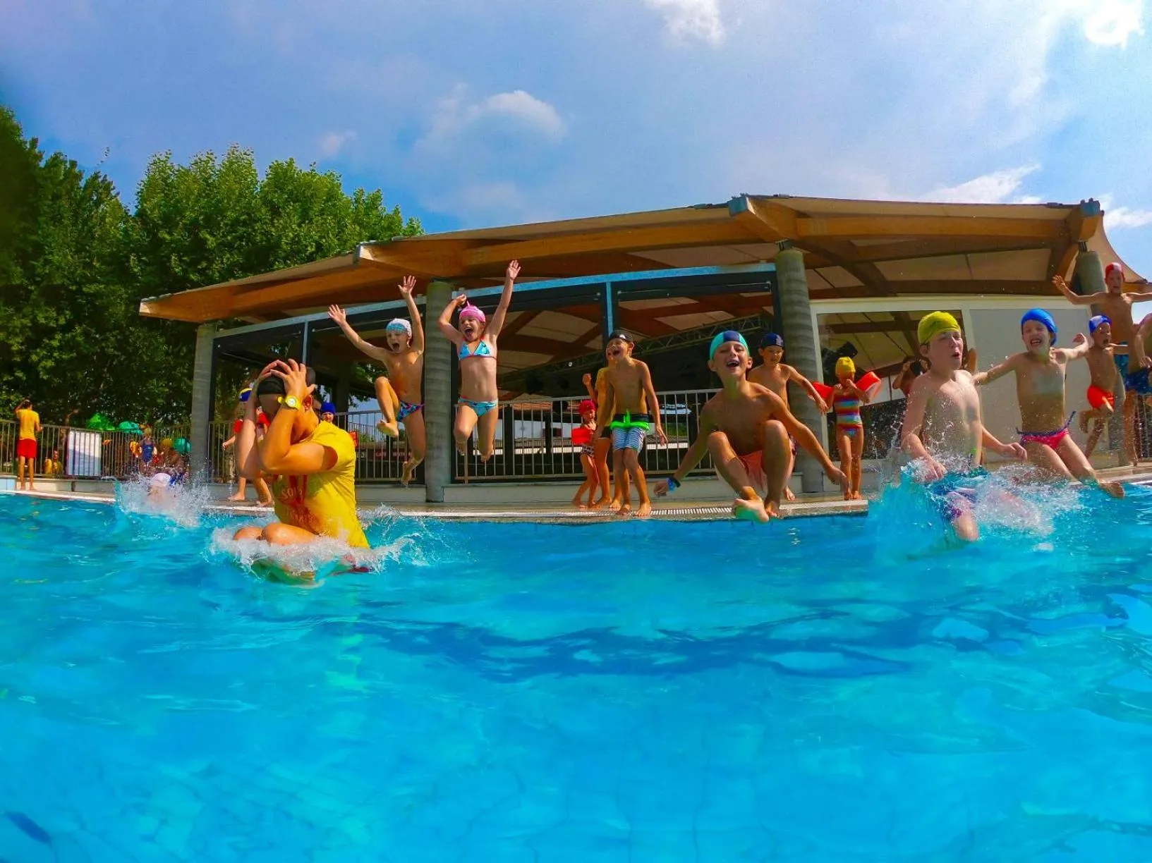 Swimming pool in Residence Alice