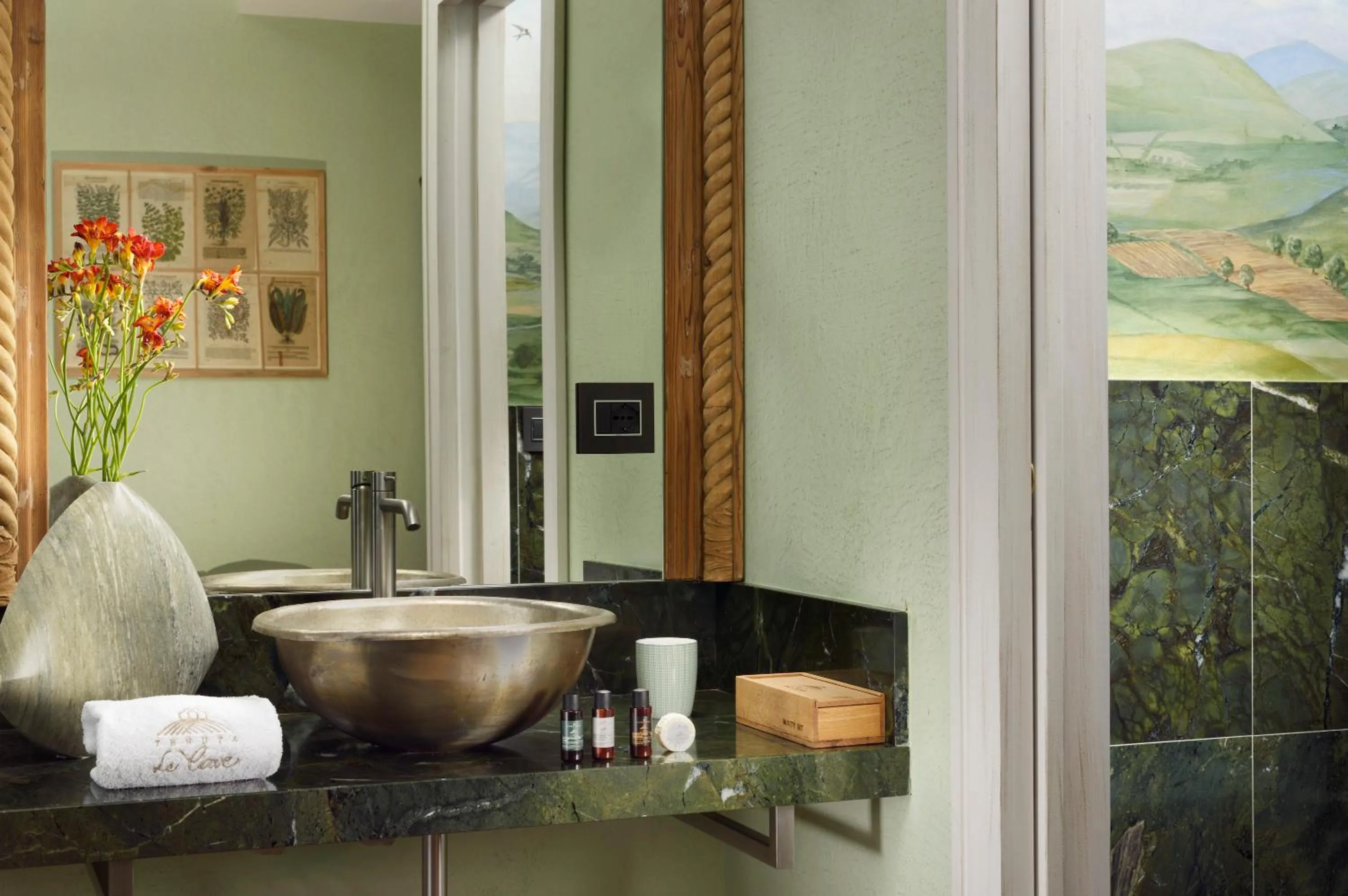 Bathroom in Tenuta Le Cave