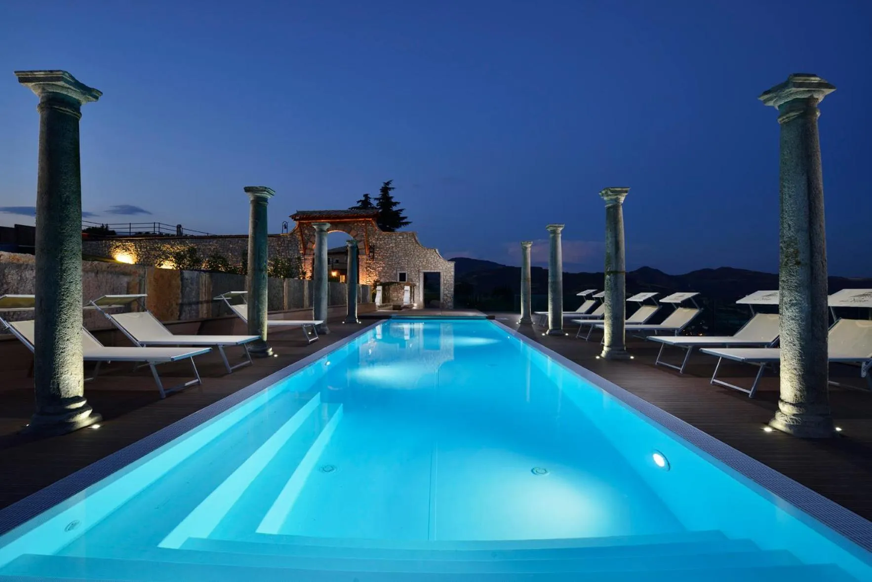 Bed in Tenuta Le Cave