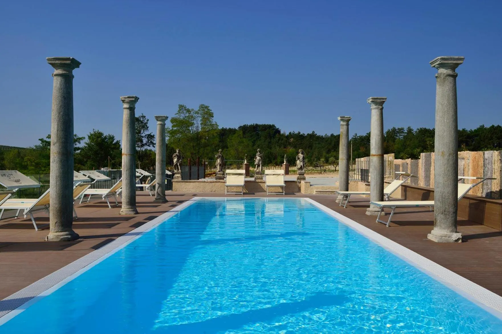 Bed in Tenuta Le Cave