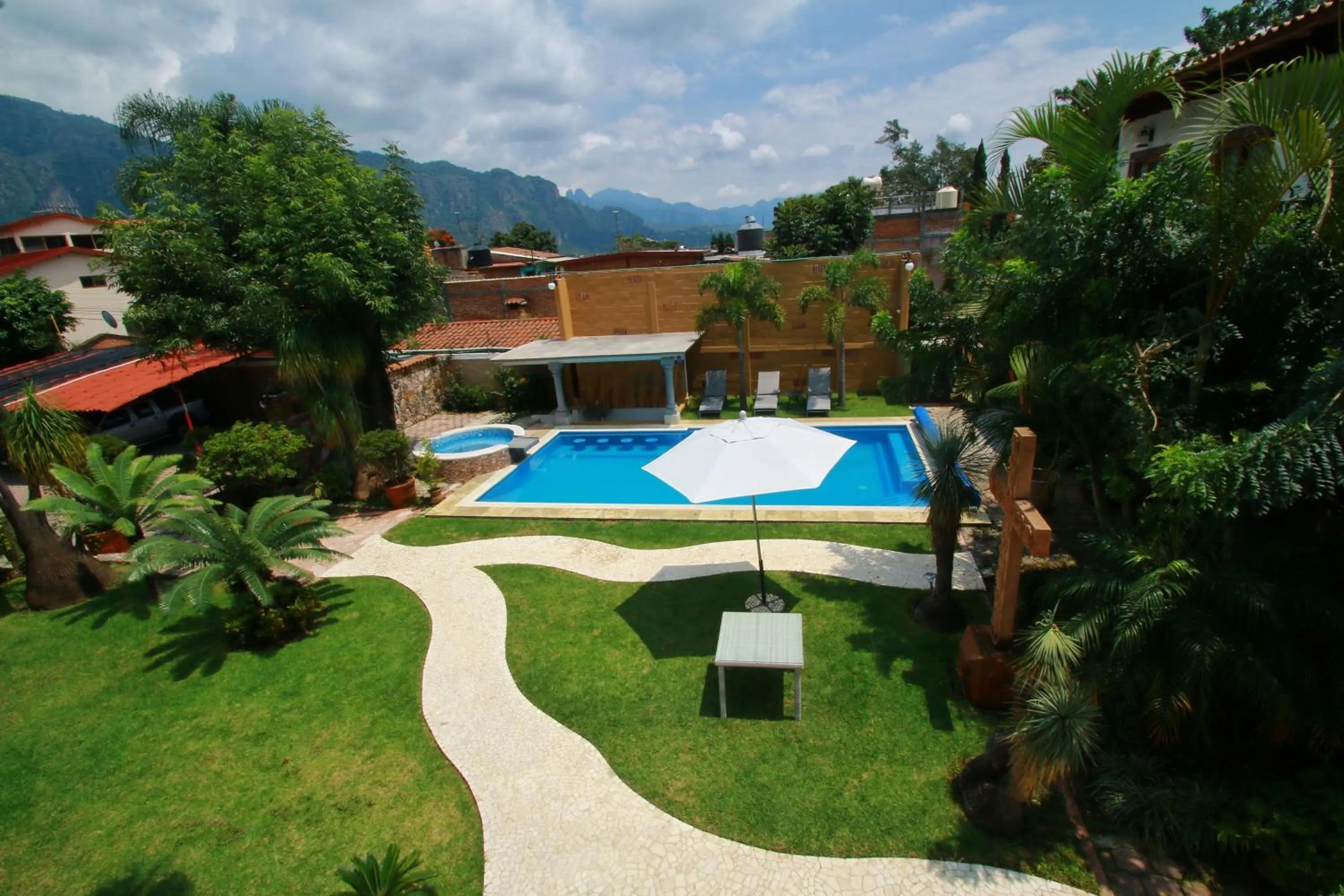 Patio in Hotel Concierge Flor y Canto