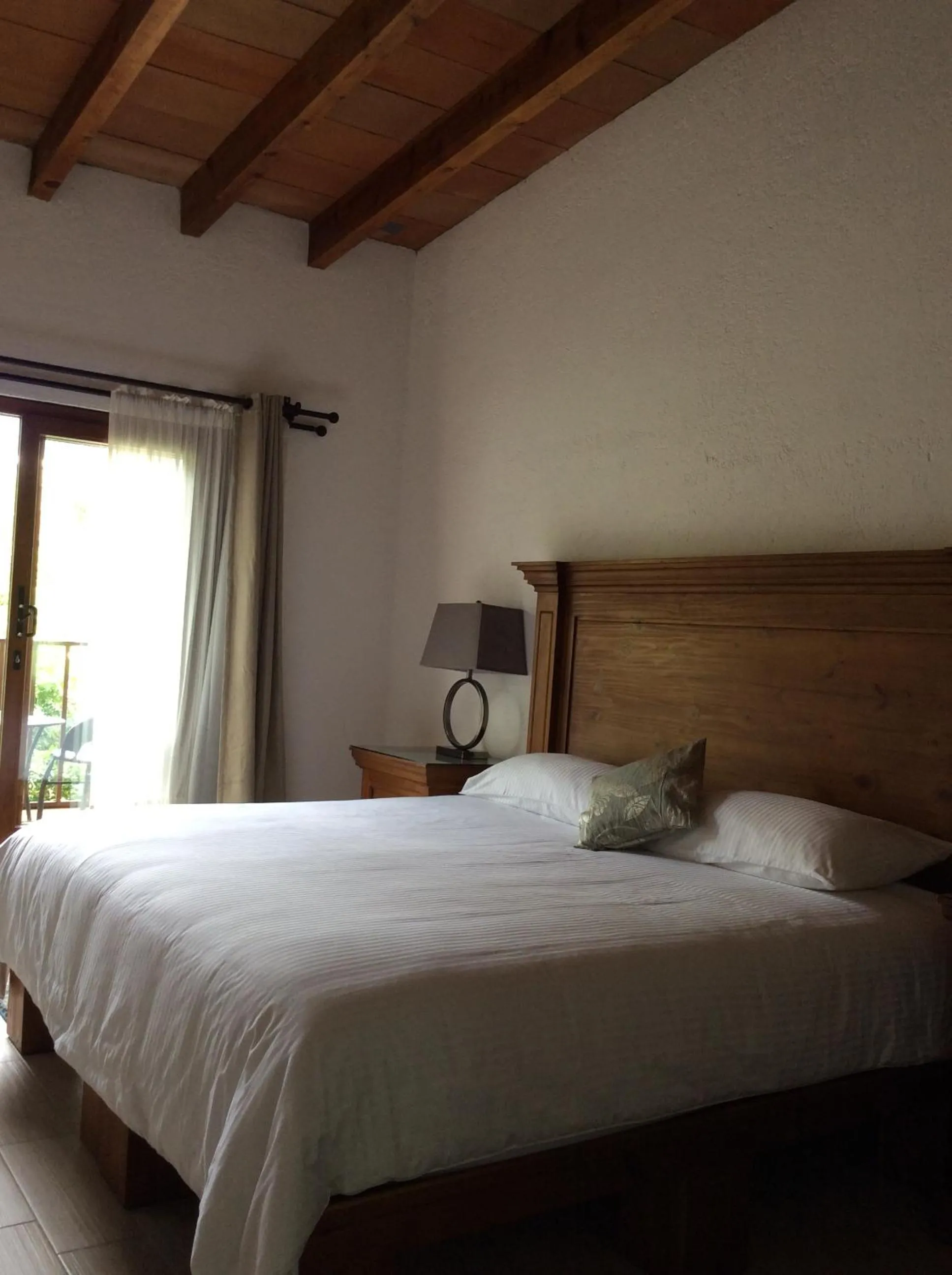 Bed in Hotel Concierge Flor y Canto