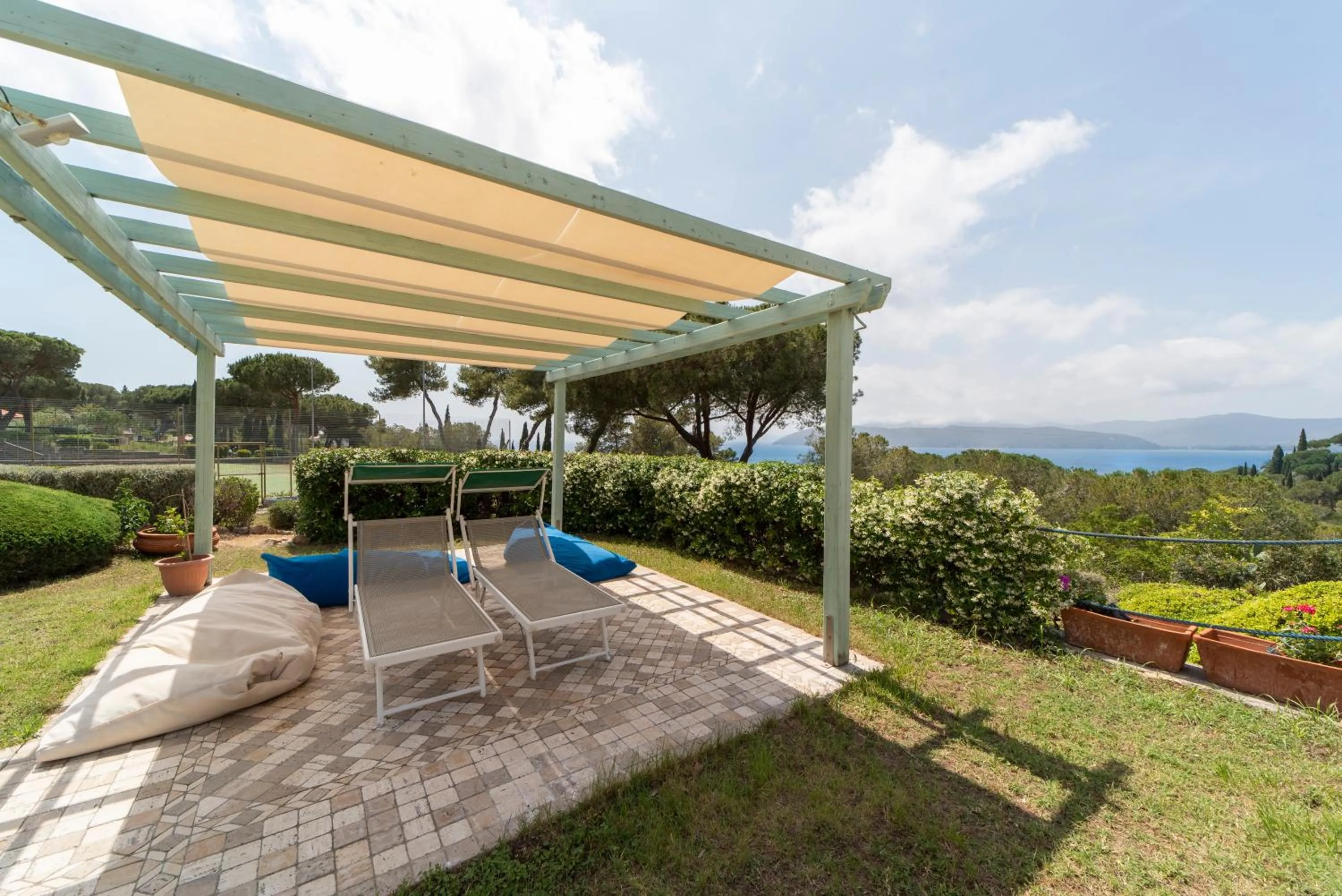 Garden in Residence Le Grazie Est