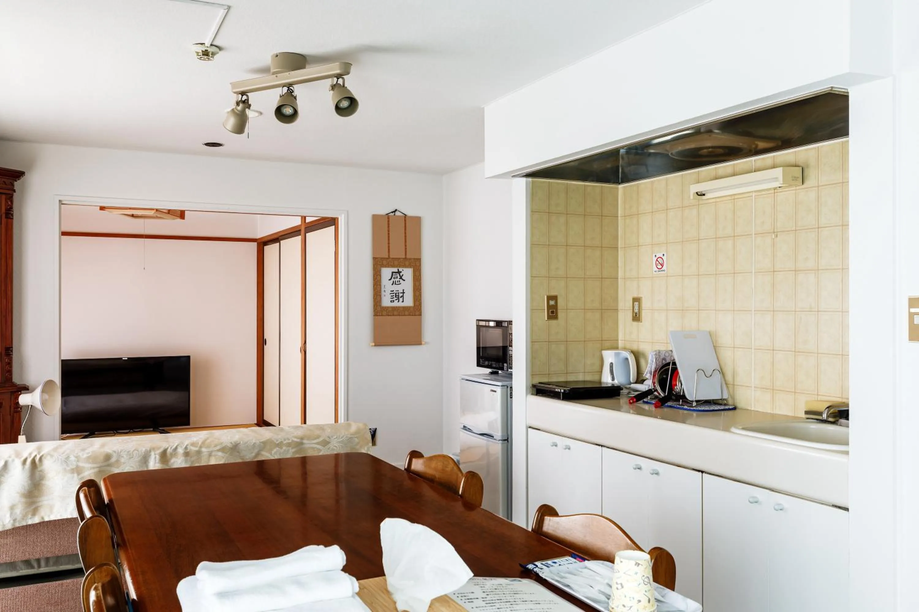 Photo of the whole room in Hotel WWJ