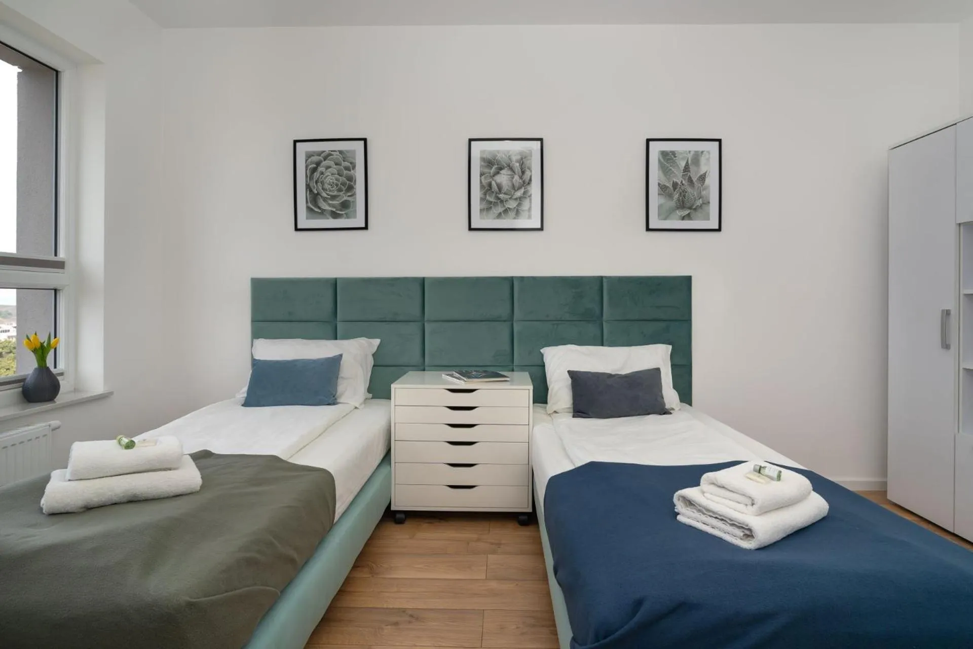 Bedroom, Bed in Symphony Baltica Towers Apartamenty