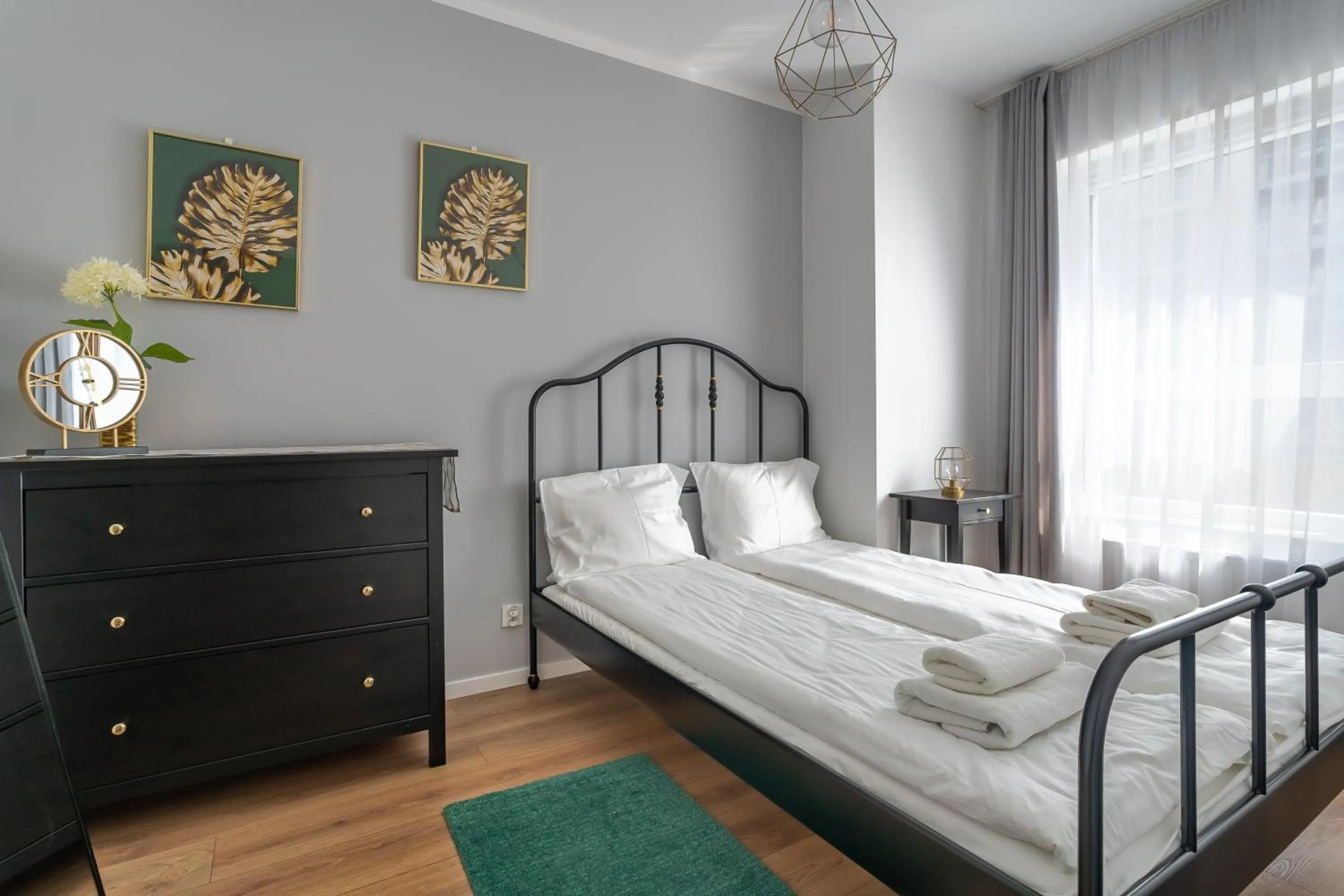 Bedroom, Bed in Symphony Baltica Towers Apartamenty