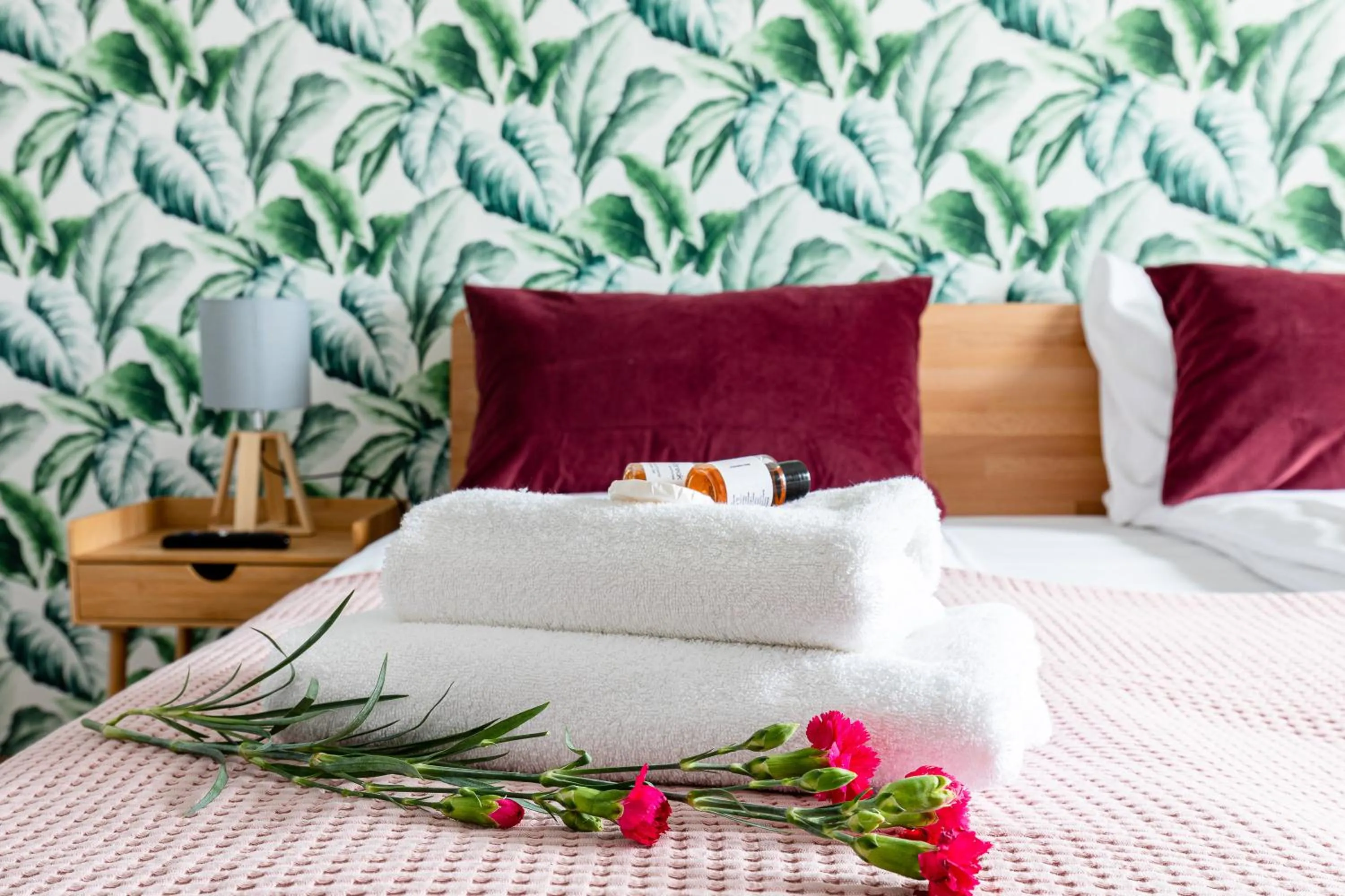 Bed in Symphony Baltica Towers Apartamenty