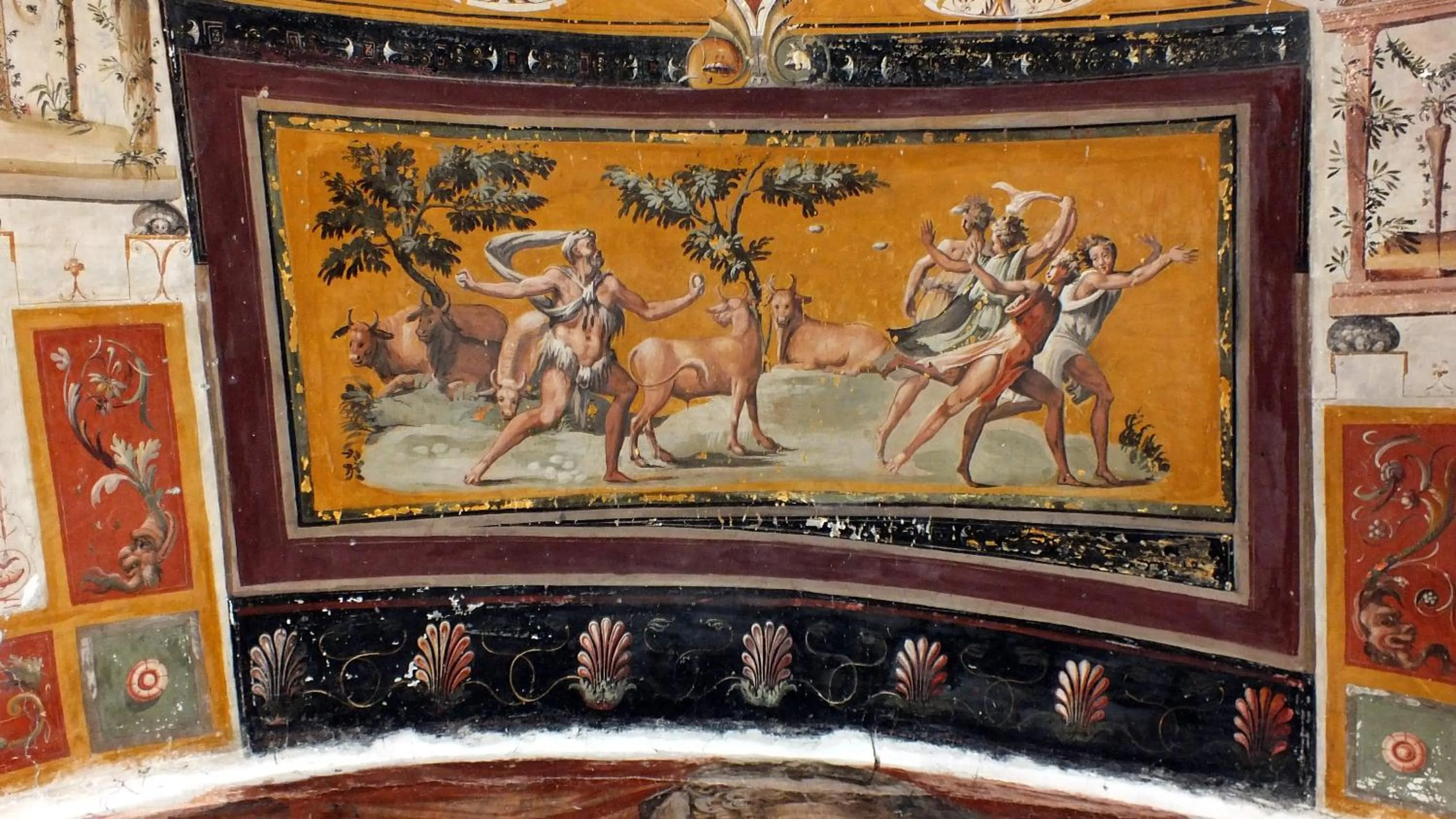 Decorative detail in Residenze Gregoriane - Residenza d'Epoca