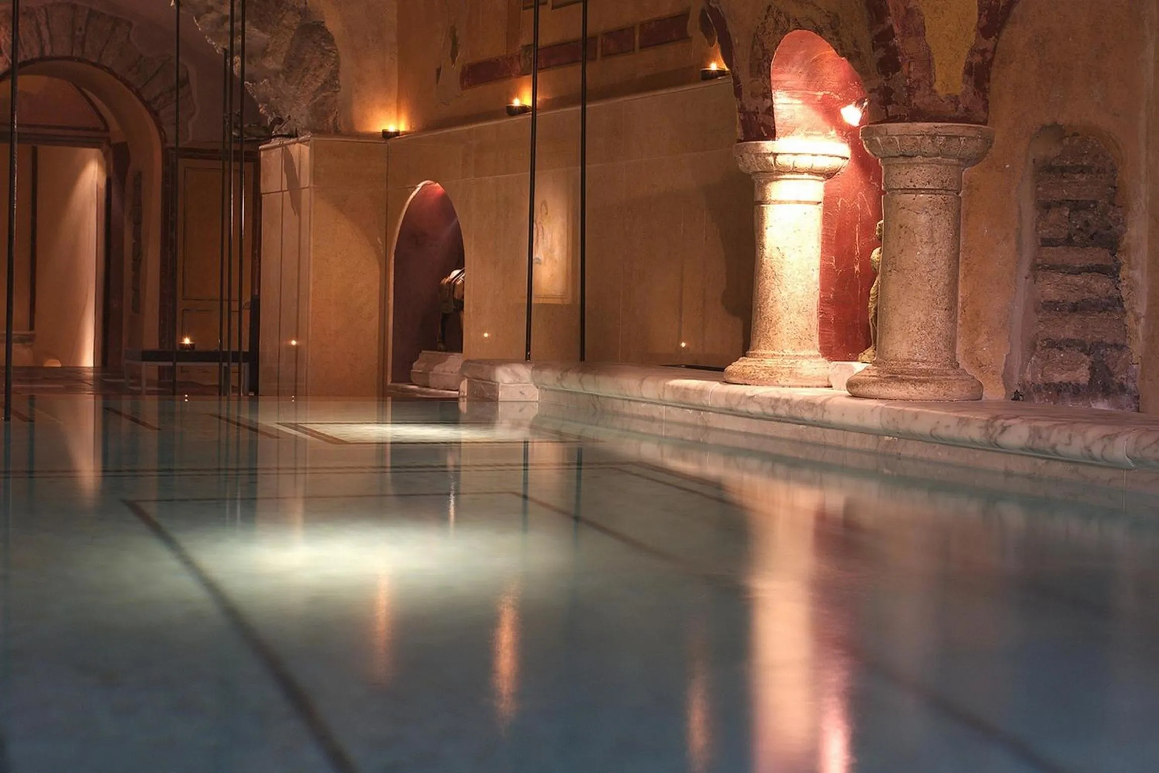 Swimming pool in Residenze Gregoriane - Residenza d'Epoca