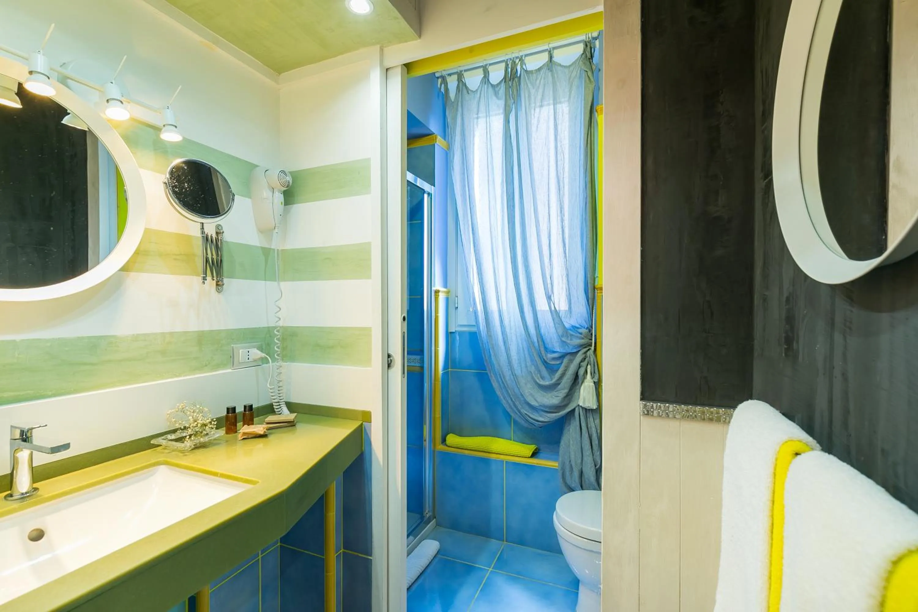 Shower in Appartamenti MarcoAurelio49