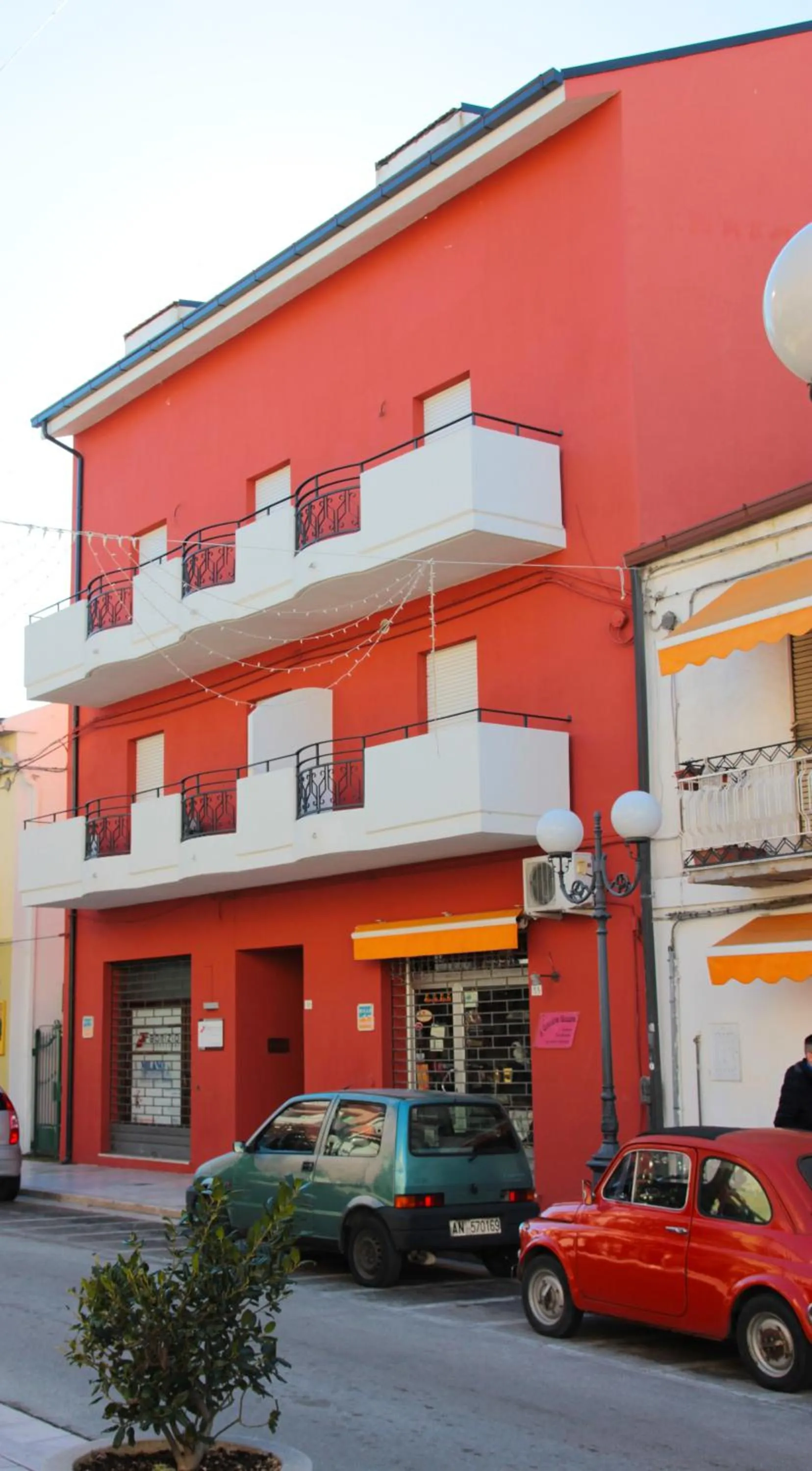 Property building in La Postale