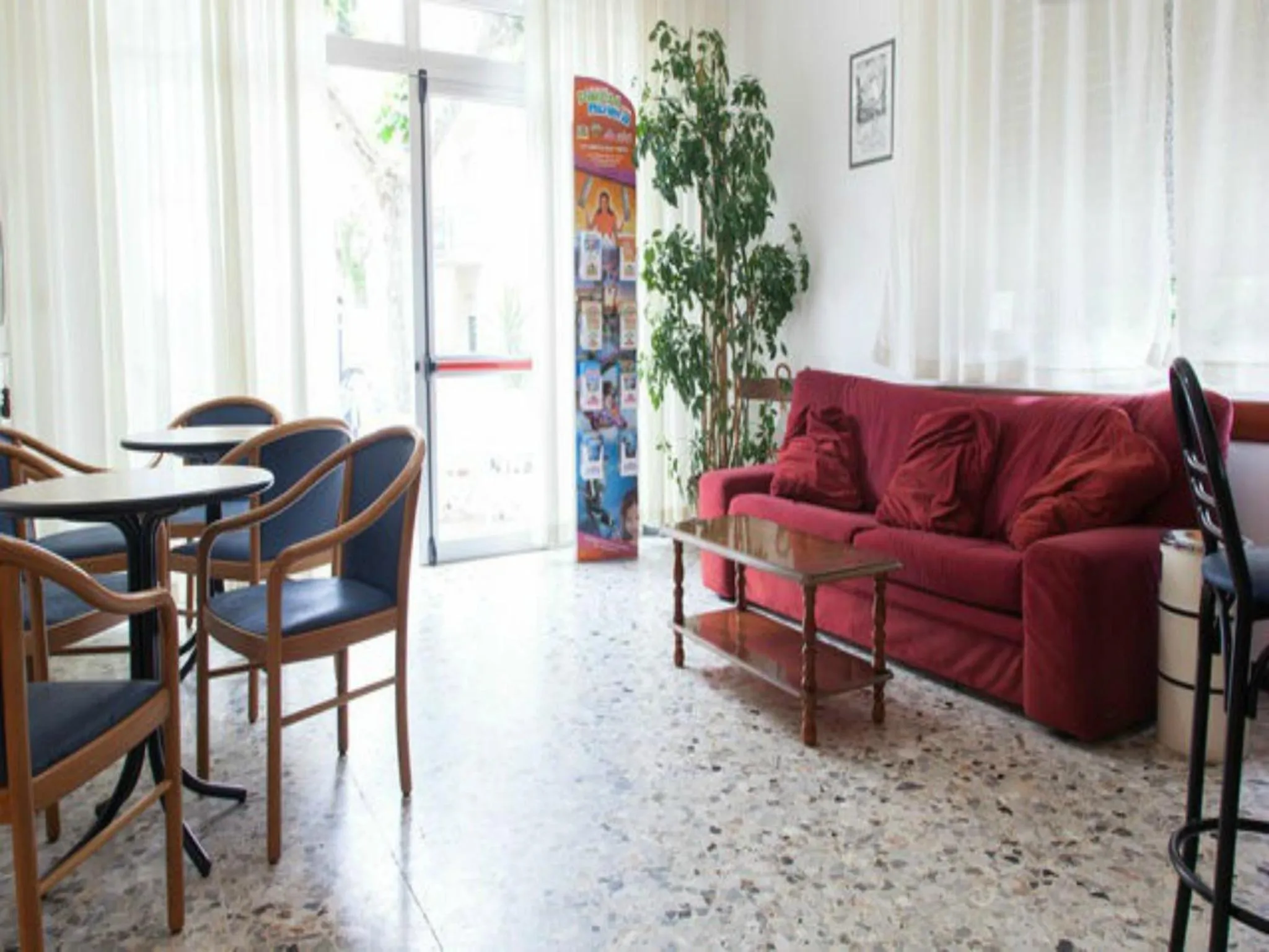 Facade/entrance in Hotel Ronconi