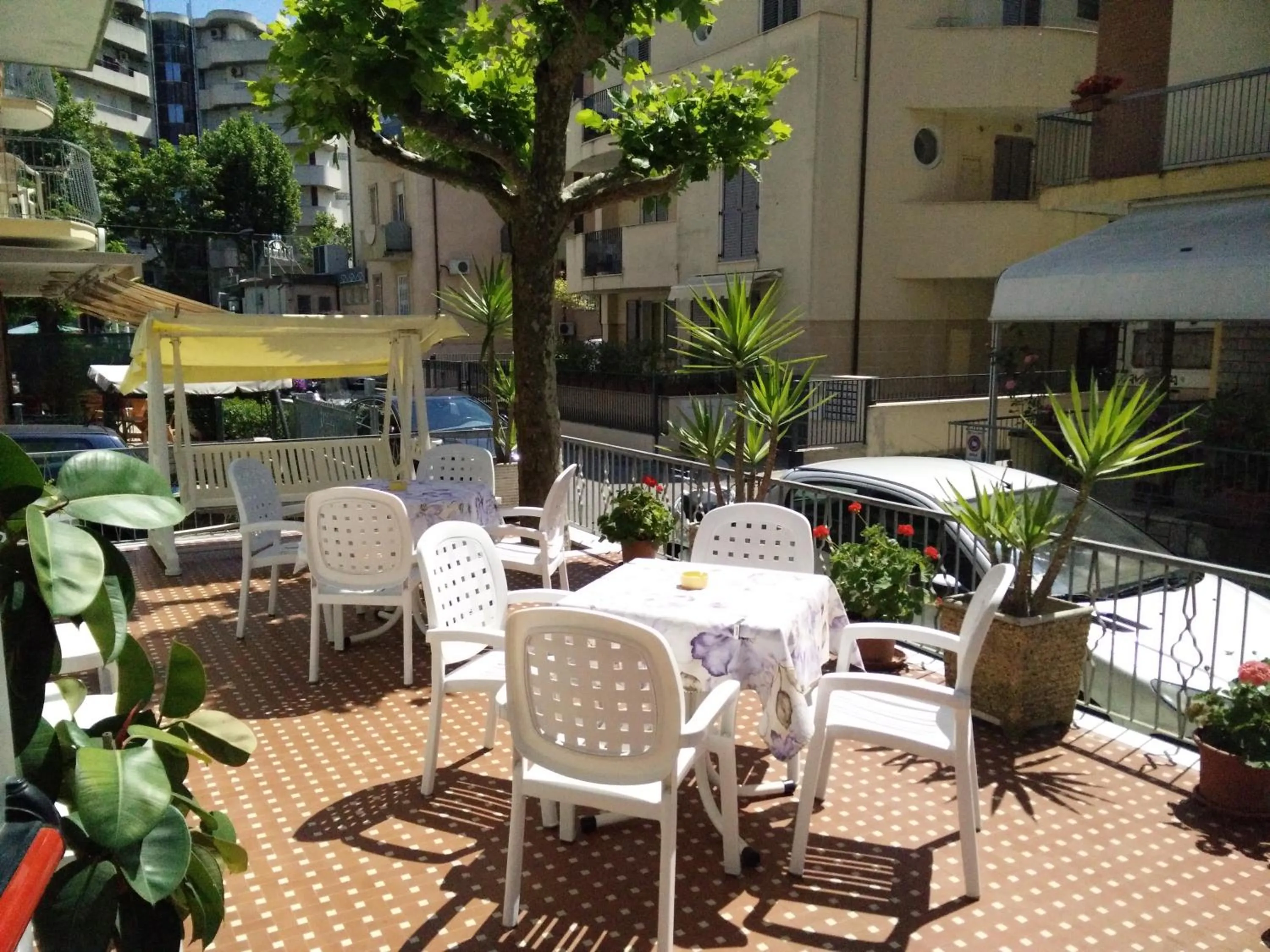 Patio in Hotel Ronconi