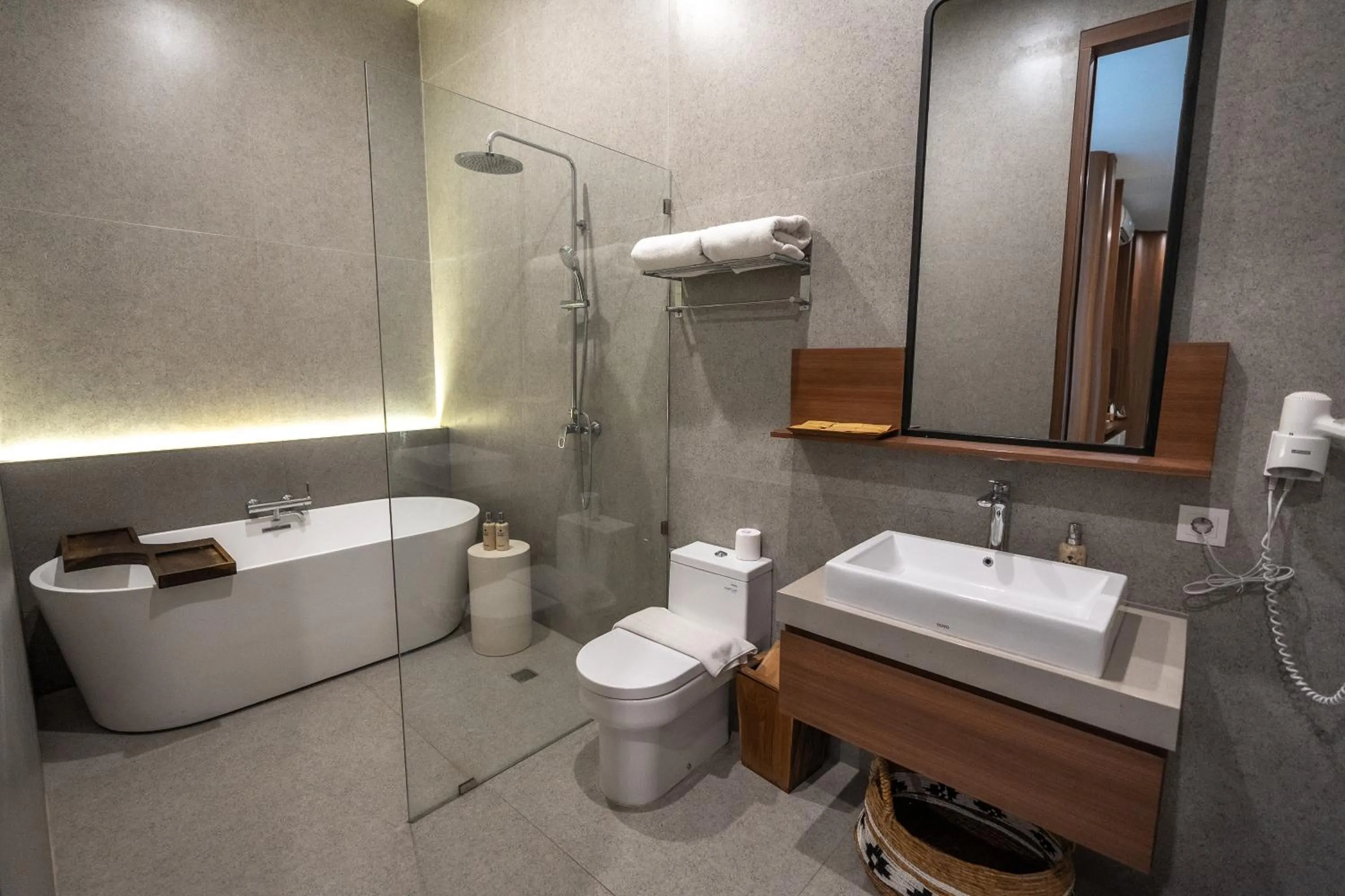 Ratan Uluwatu Hotel and Villas