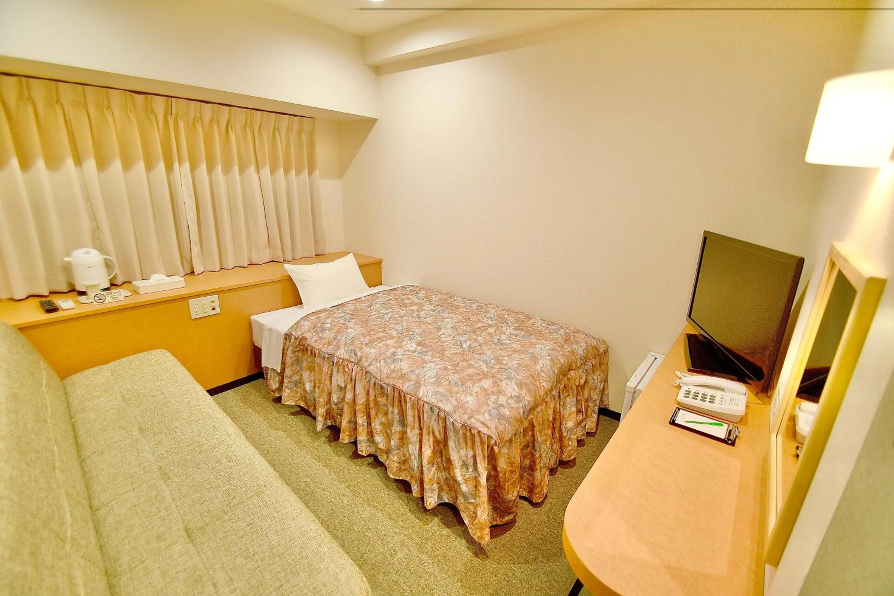 Photo of the whole room, Bed in Kyoto Universal Hotel Karasuma