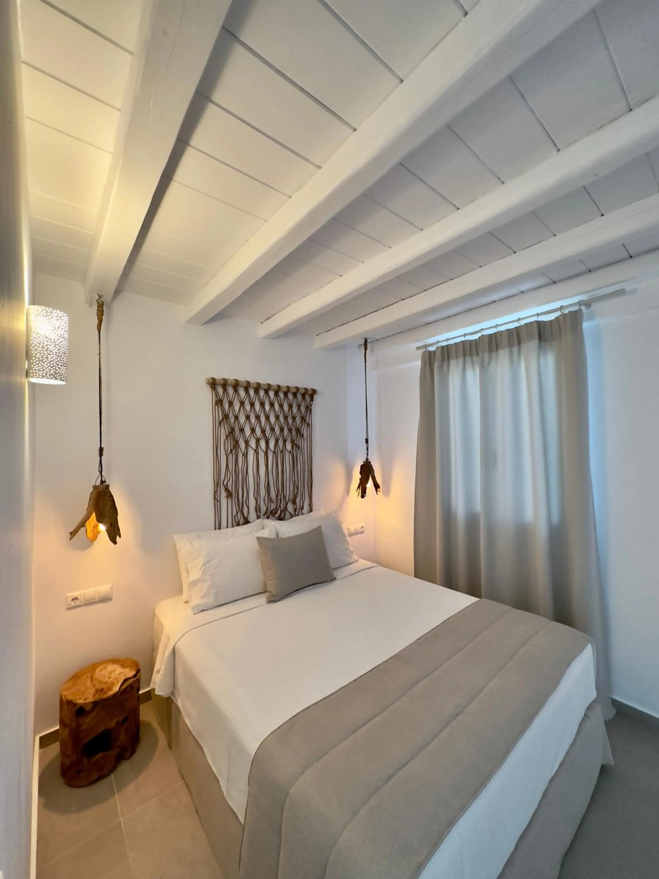 Bed in Sofos Suites Mykonos