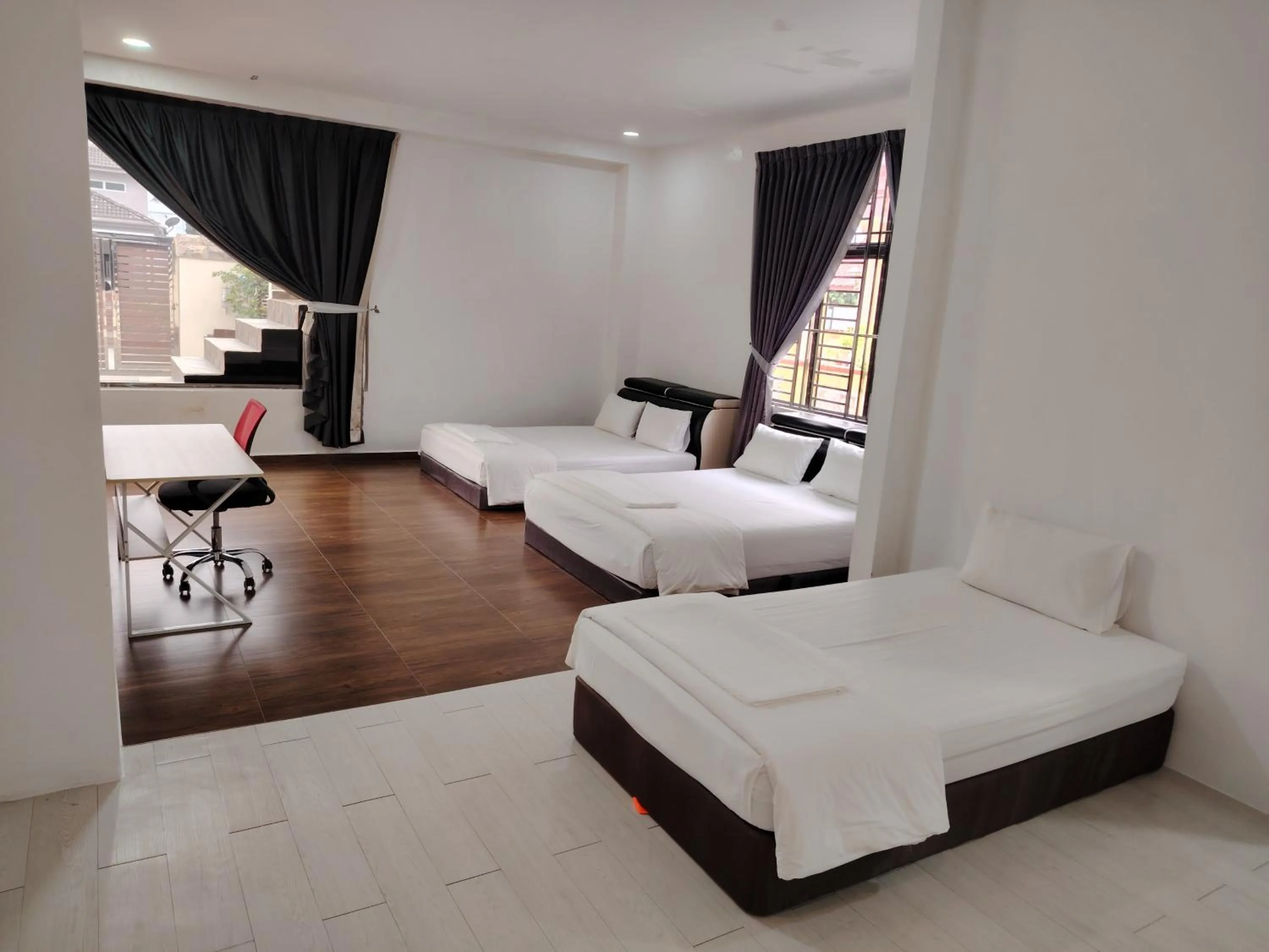 Bedroom, Bed in Mersing Maple Villa