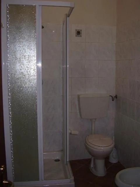 Bathroom in 27 Aprile