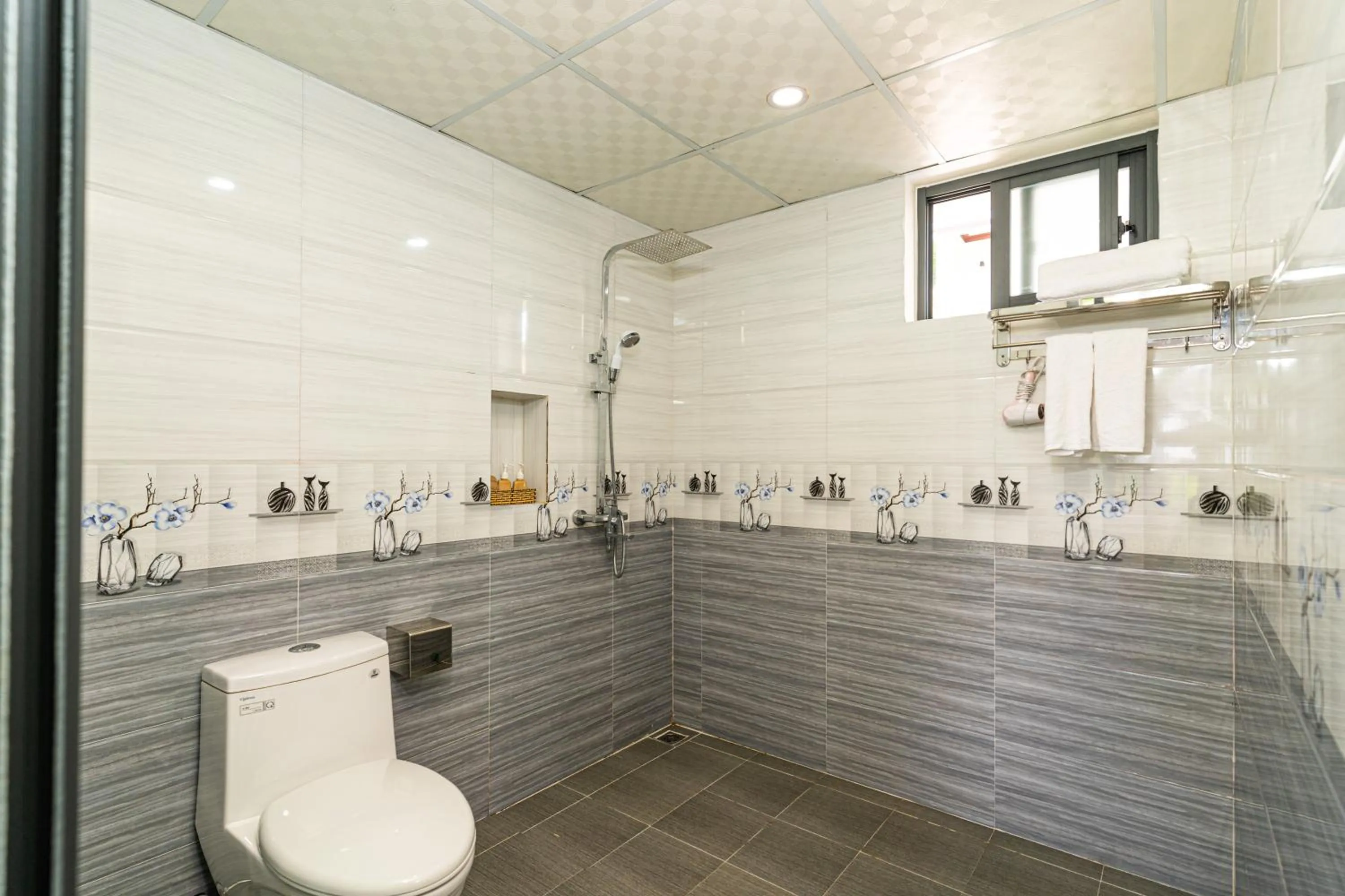 Shower in Haemer Villa Green Hearth Stay