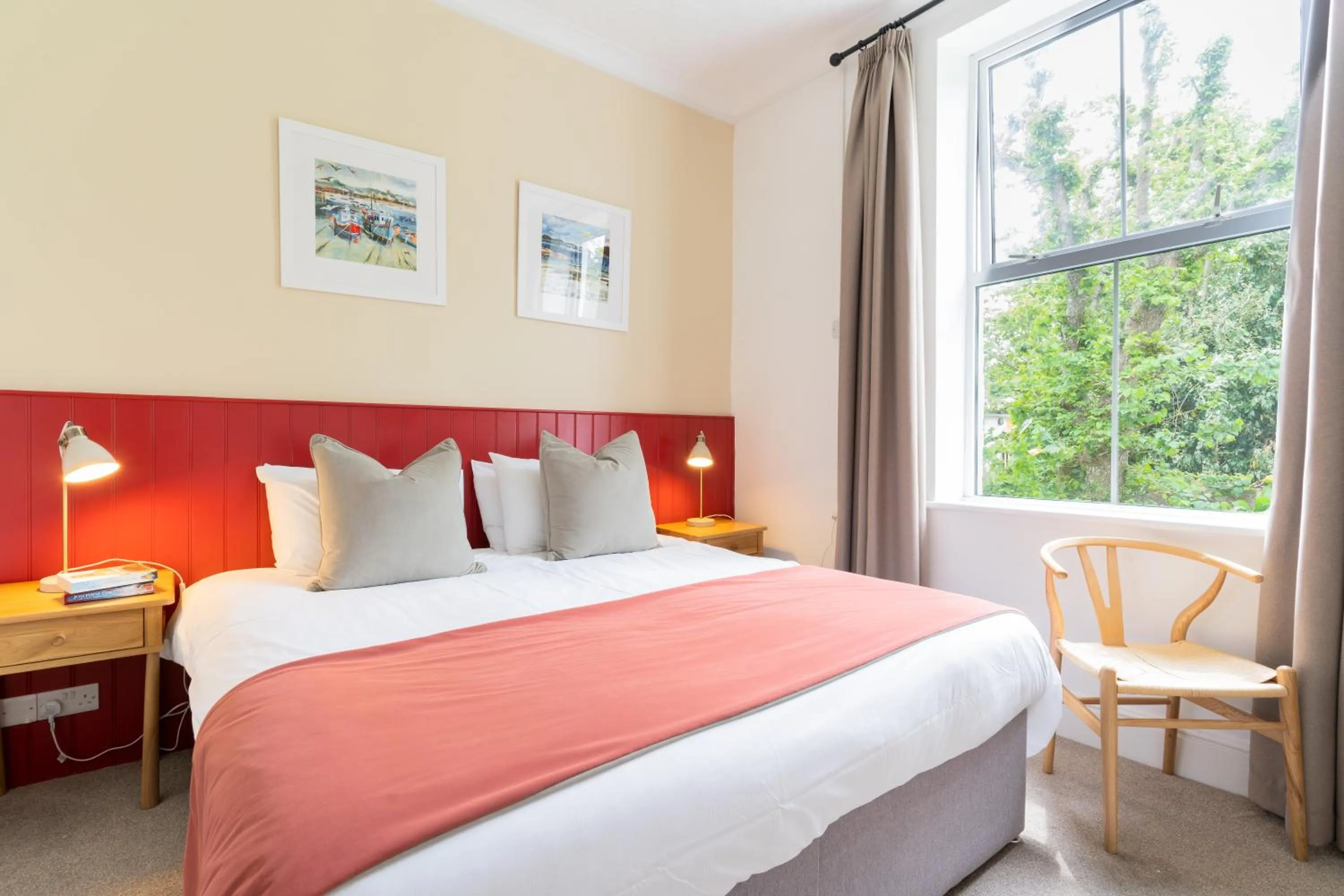 Bed in Tregarthen's Hotel