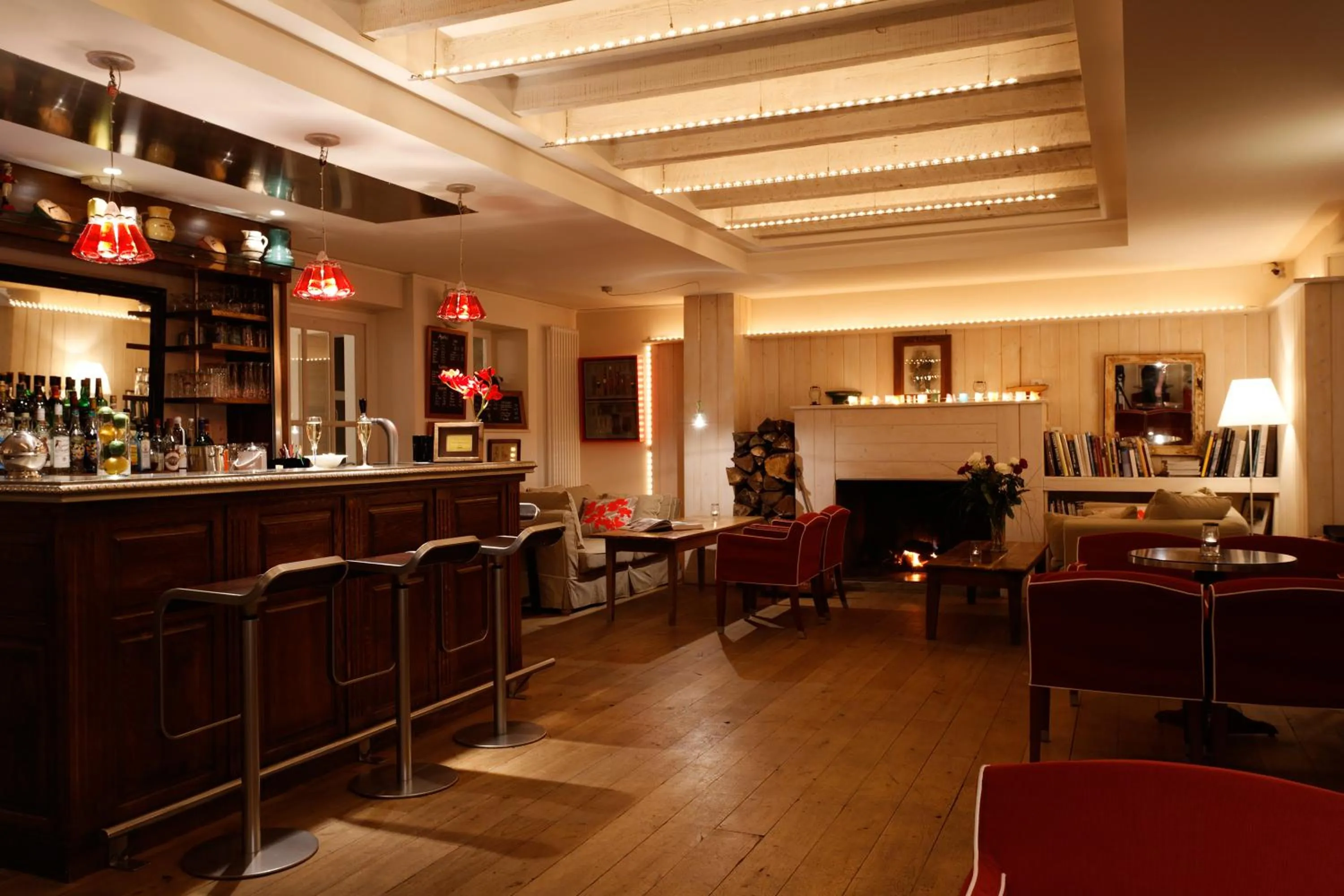 Lounge or bar in Le Lodge Kerisper