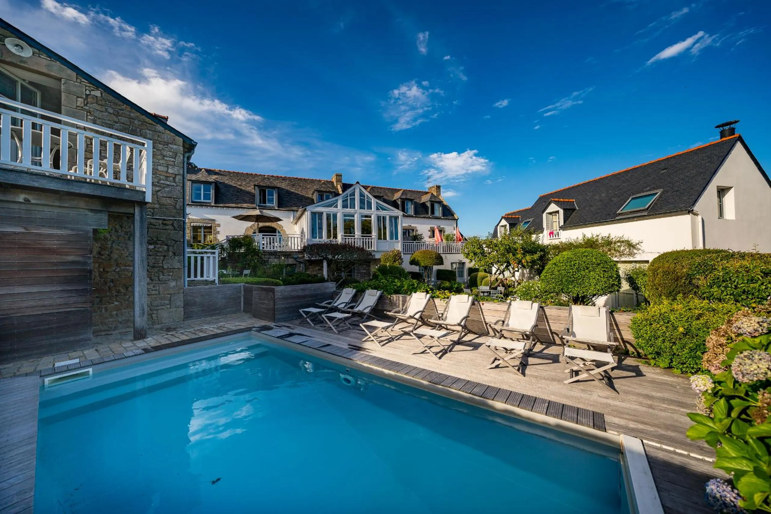 Property building in Le Lodge Kerisper