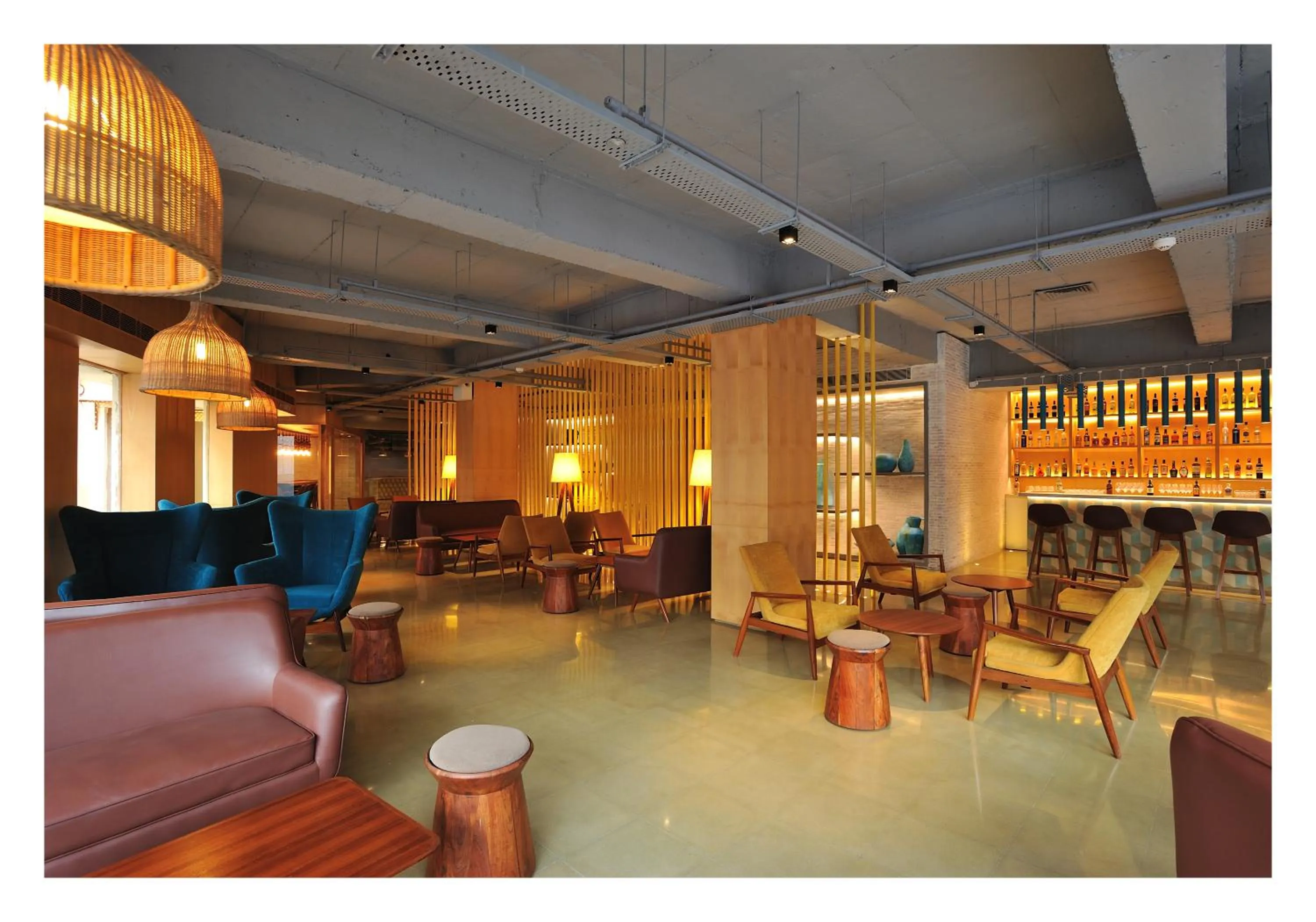 Lounge or bar in The Anya Hotel-Golf Course Road