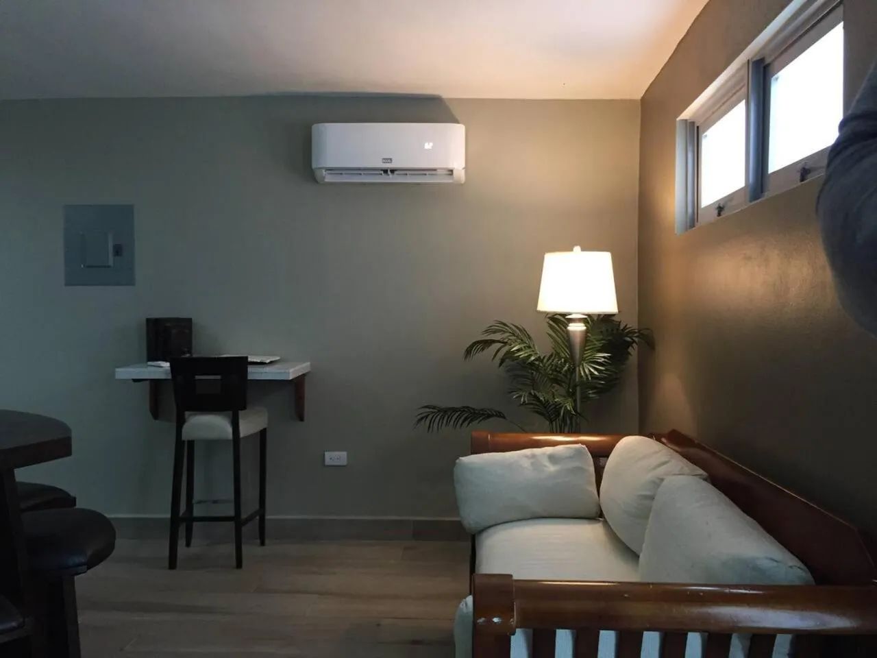 SEGOVIA STUDIO UNITS