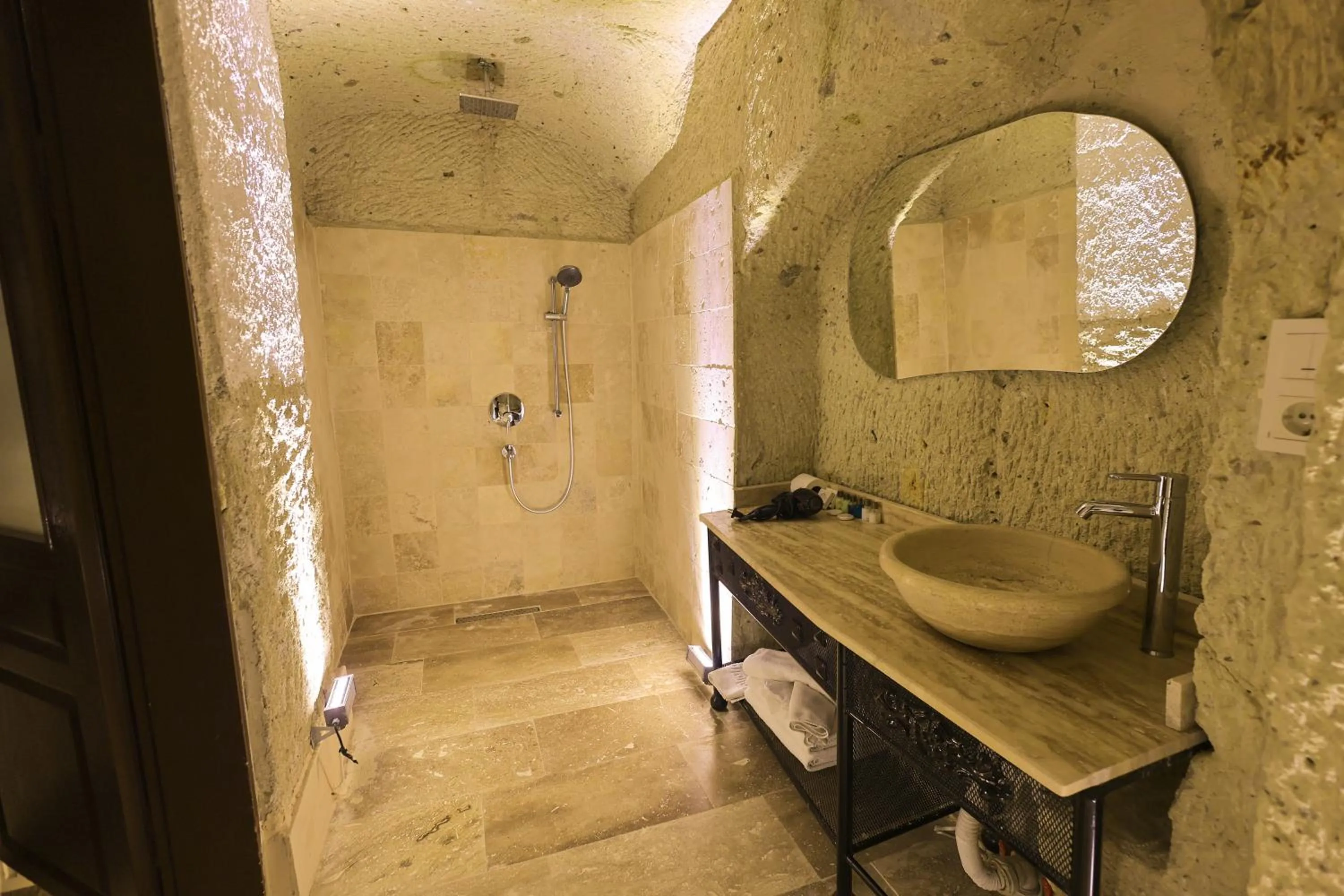 Bathroom in Ortahisar Cave Hotel