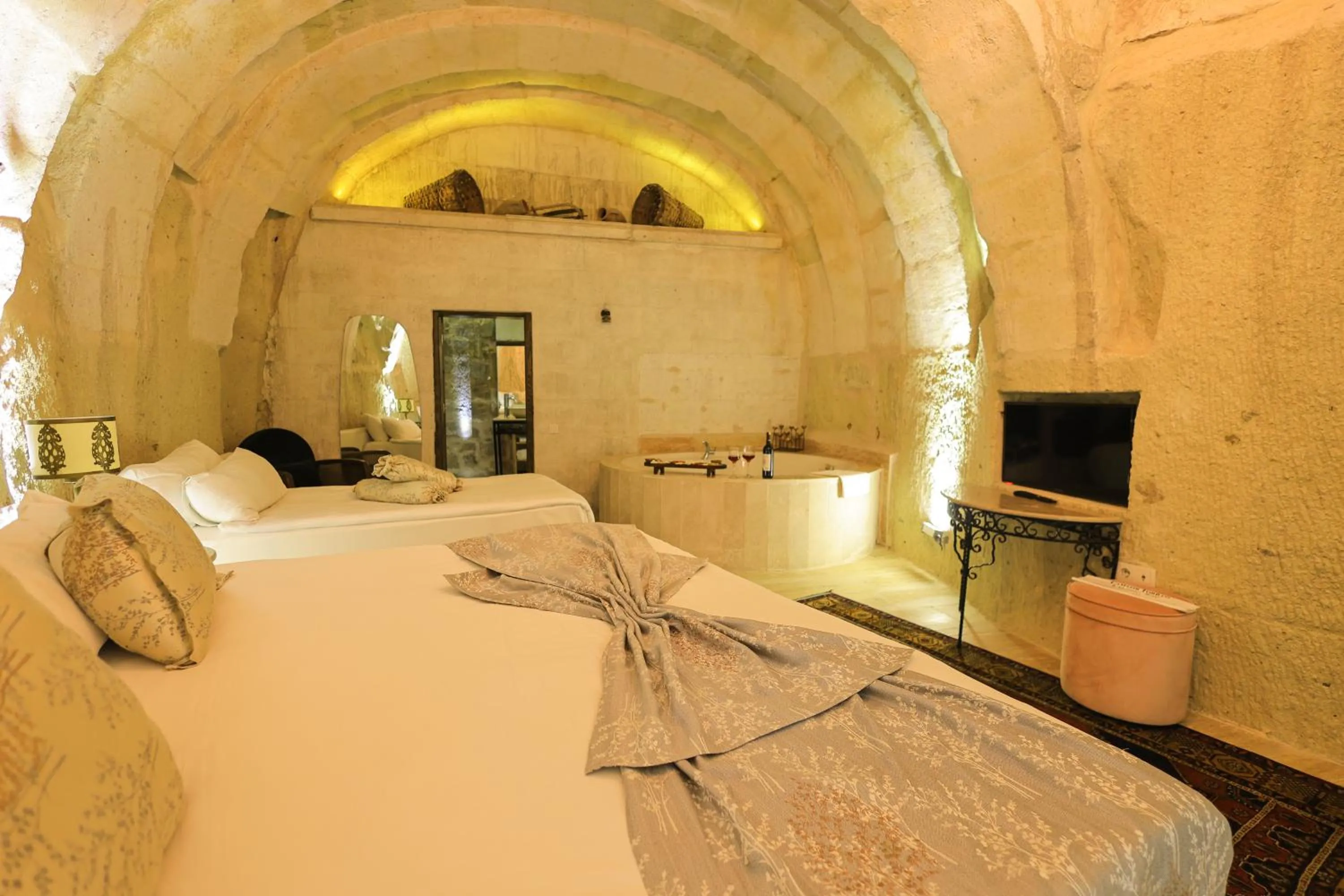 Photo of the whole room, Bed in Ortahisar Cave Hotel