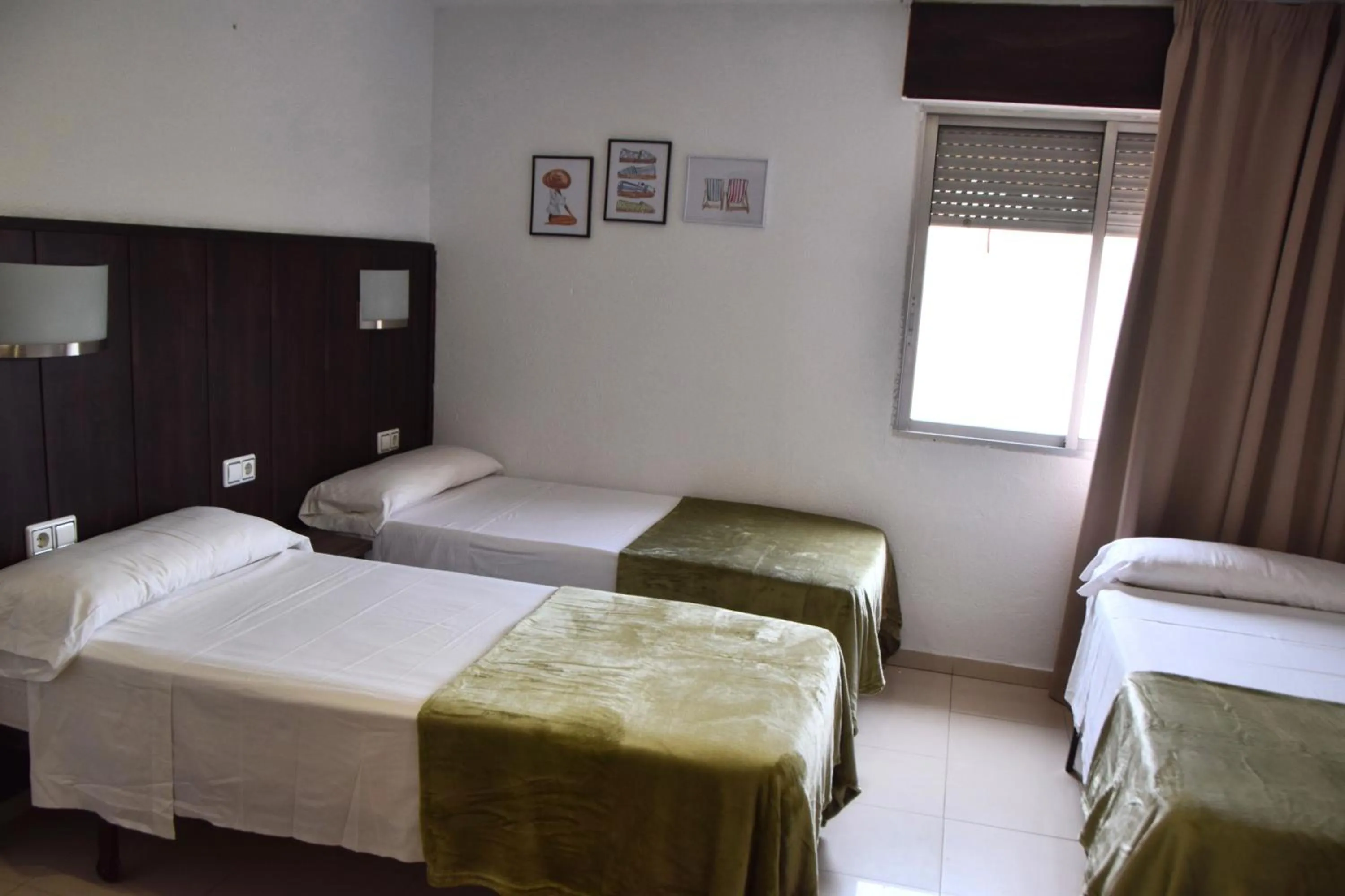 Bedroom in Hotel Niza