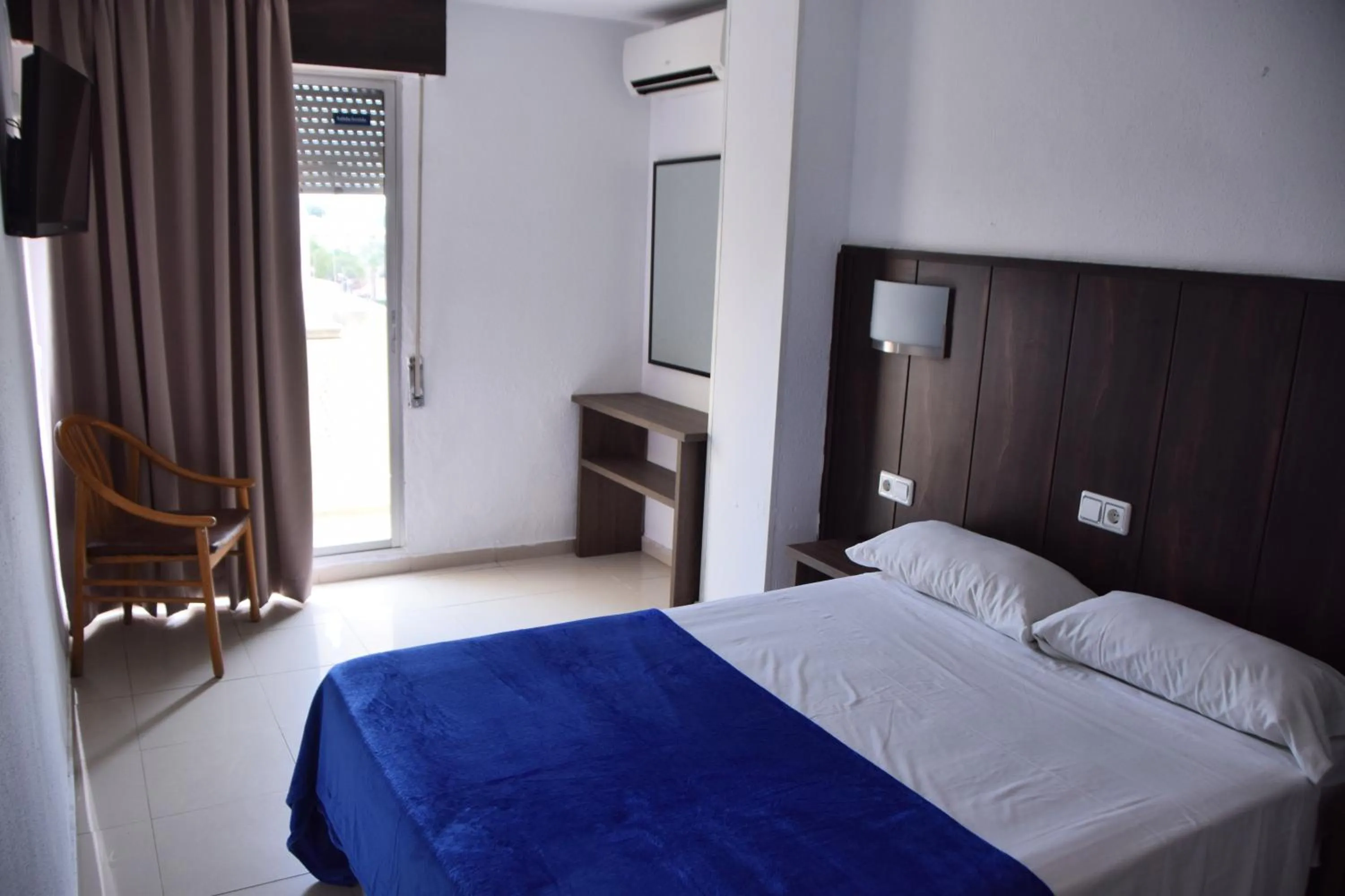 Bedroom in Hotel Niza