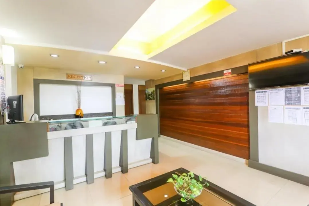 Lobby or reception in Hotel City Garden Lobby or reception in Hotel City Garden