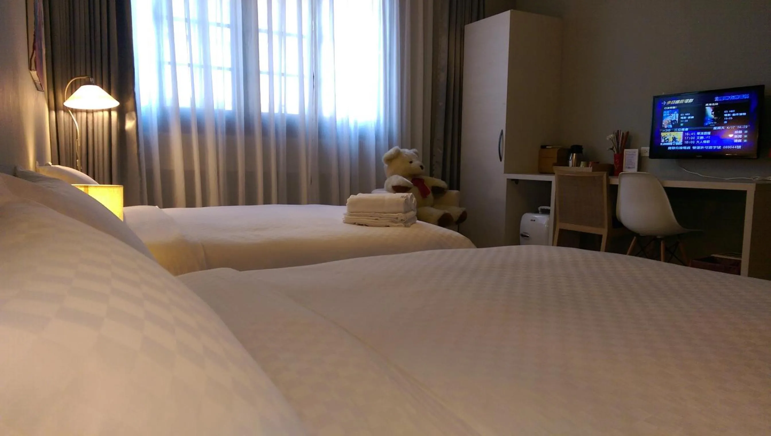 Bed in Leo 111/Arena Ruifeng