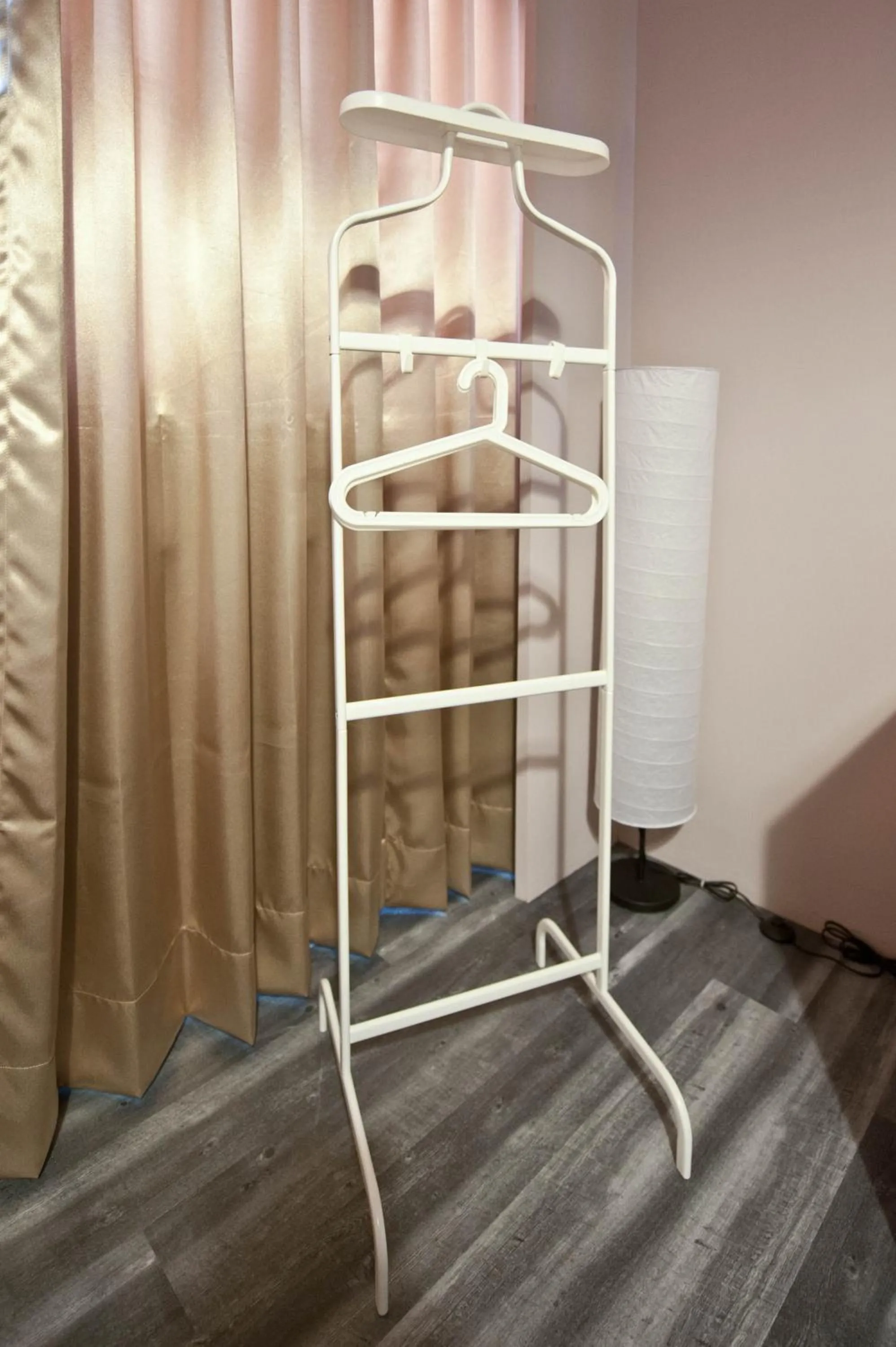 Bed in Leo 111/Arena Ruifeng