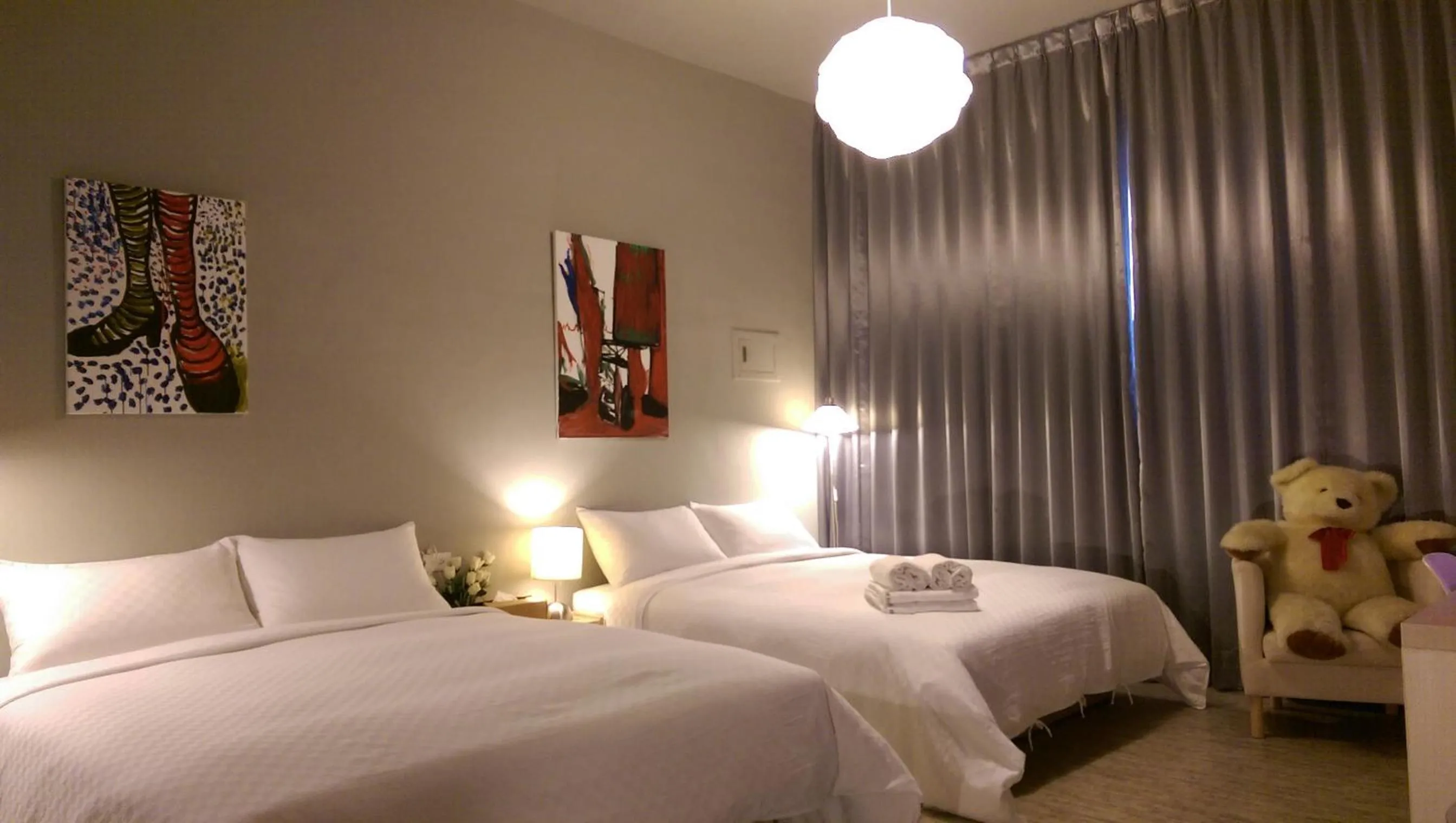 Bed in Leo 111/Arena Ruifeng