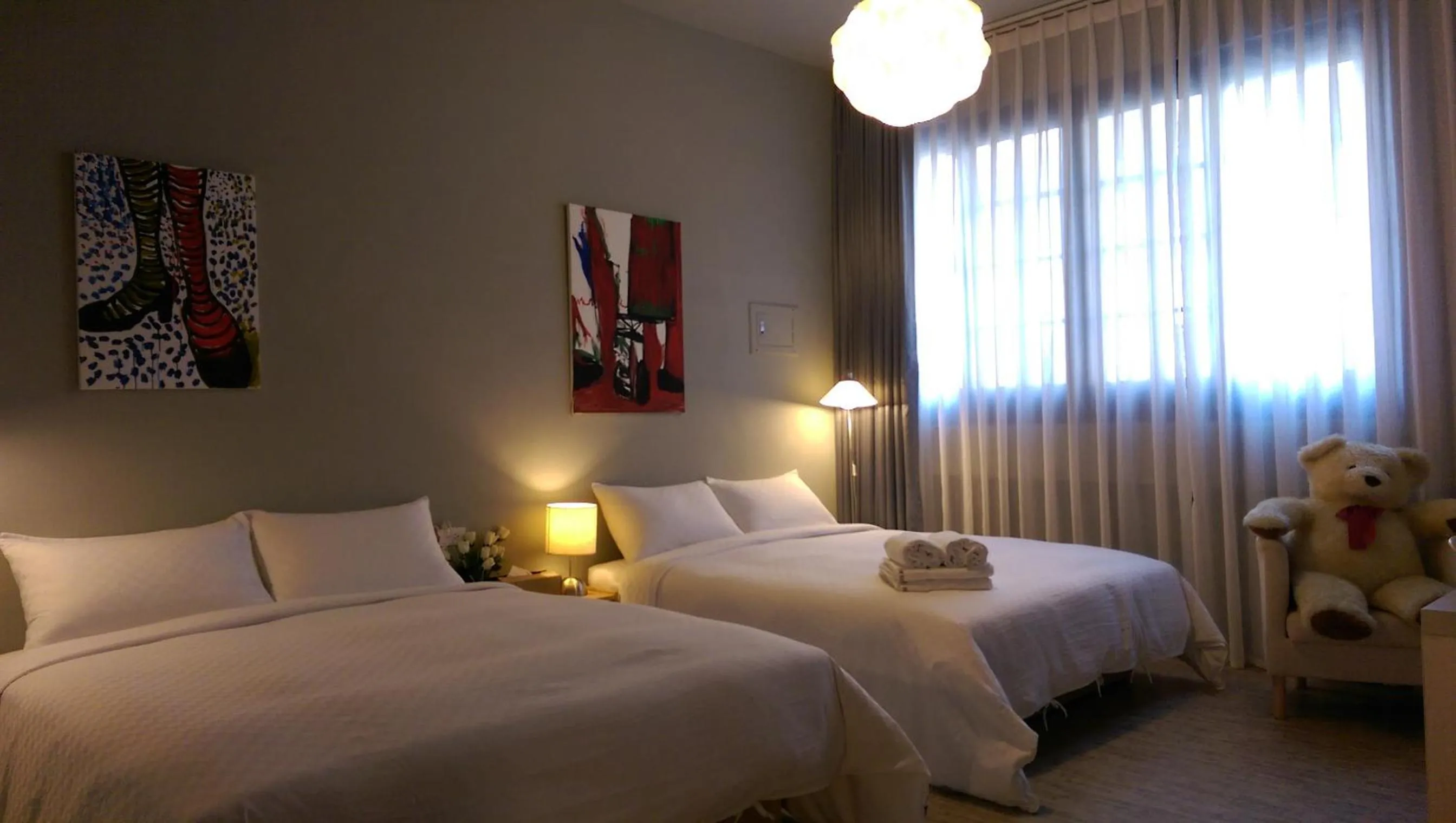 Bed in Leo 111/Arena Ruifeng