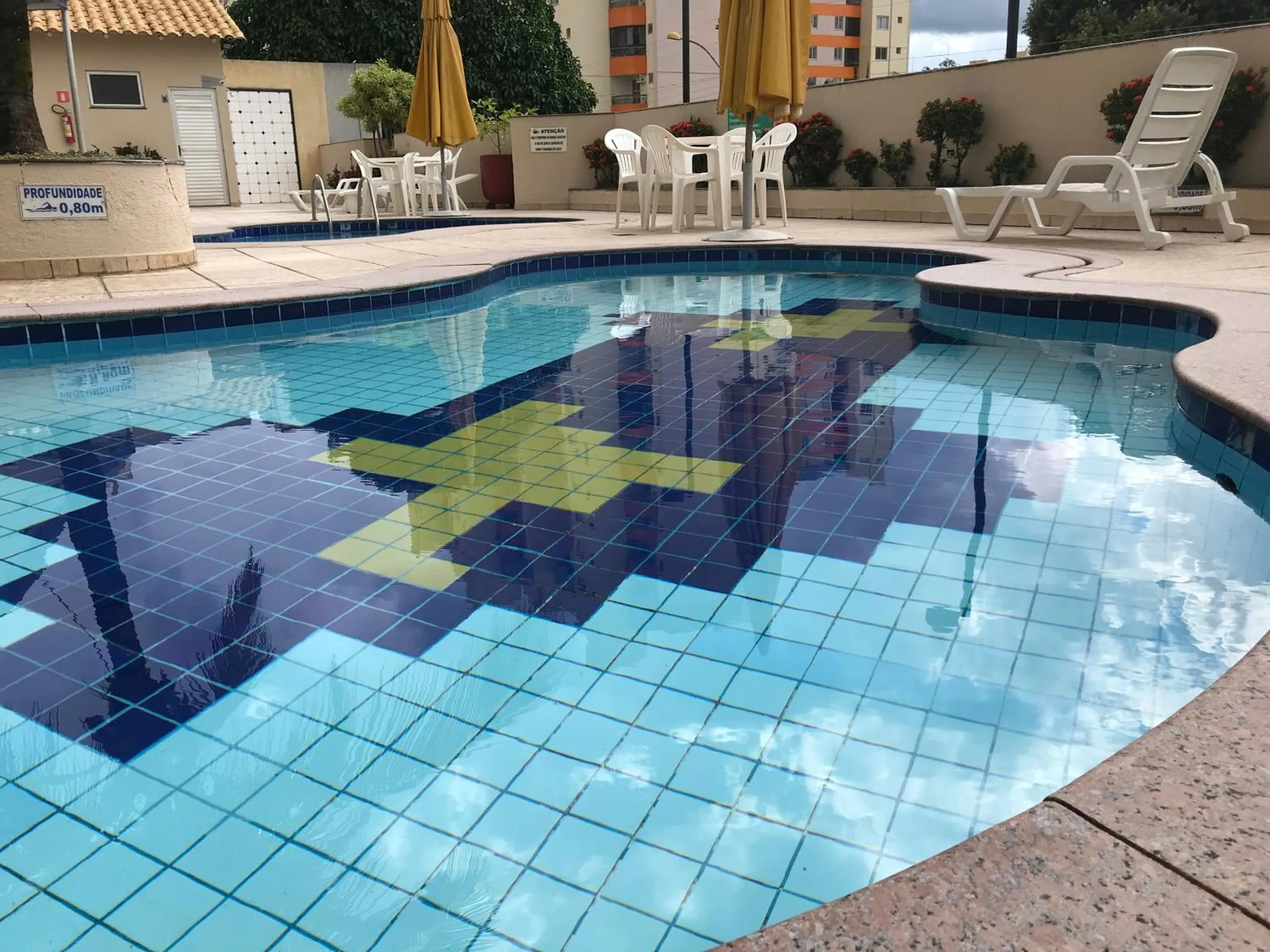 Swimming pool in Paradise Flat Residence