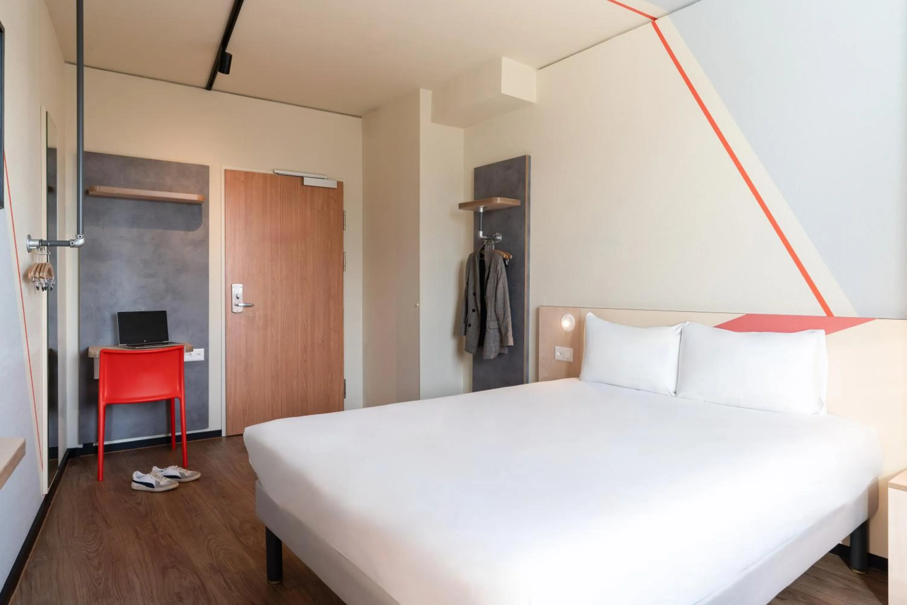 Bed in ibis budget Genève Petit-Lancy