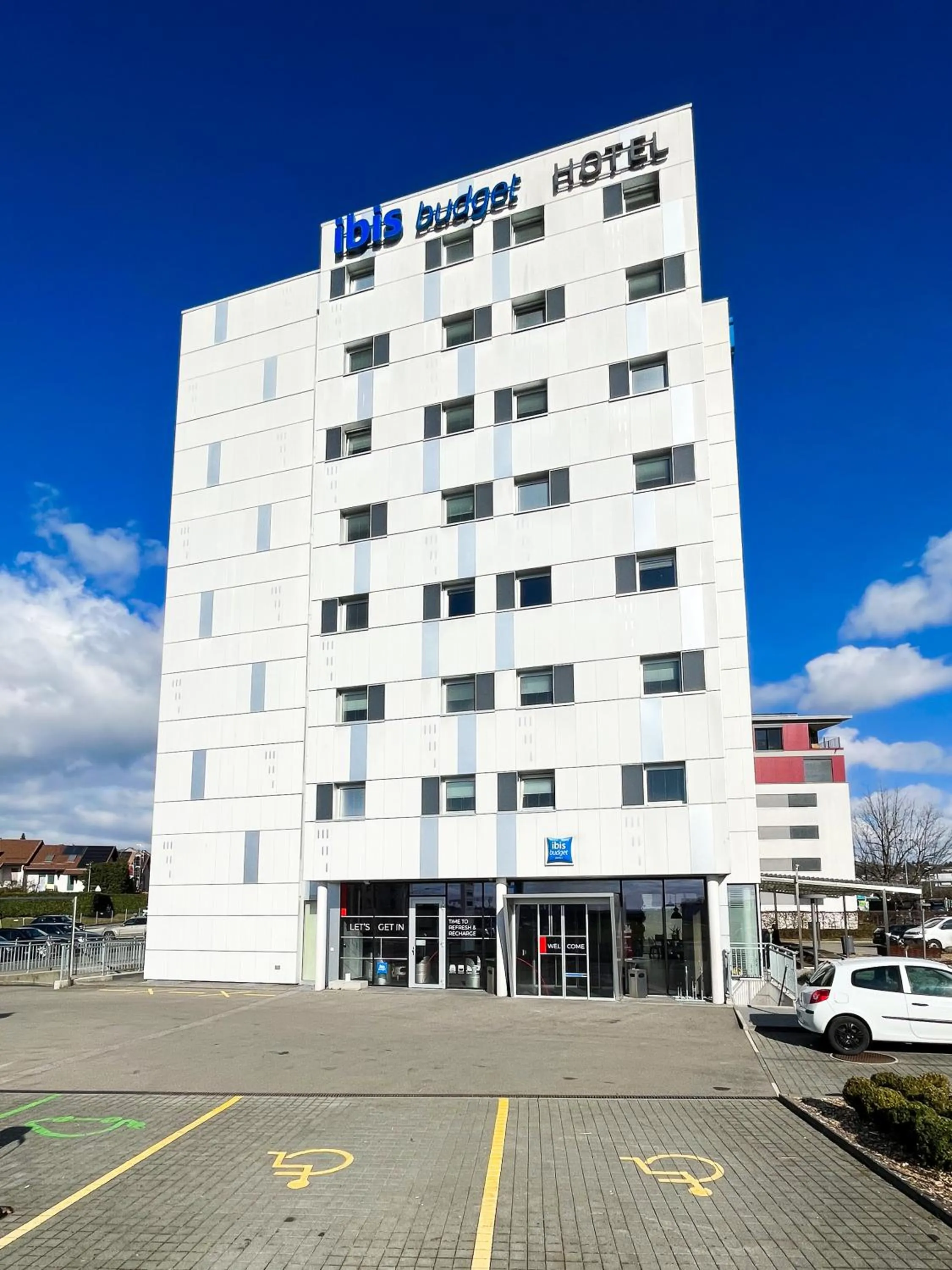 Property building in Ibis budget Lausanne-Bussigny
