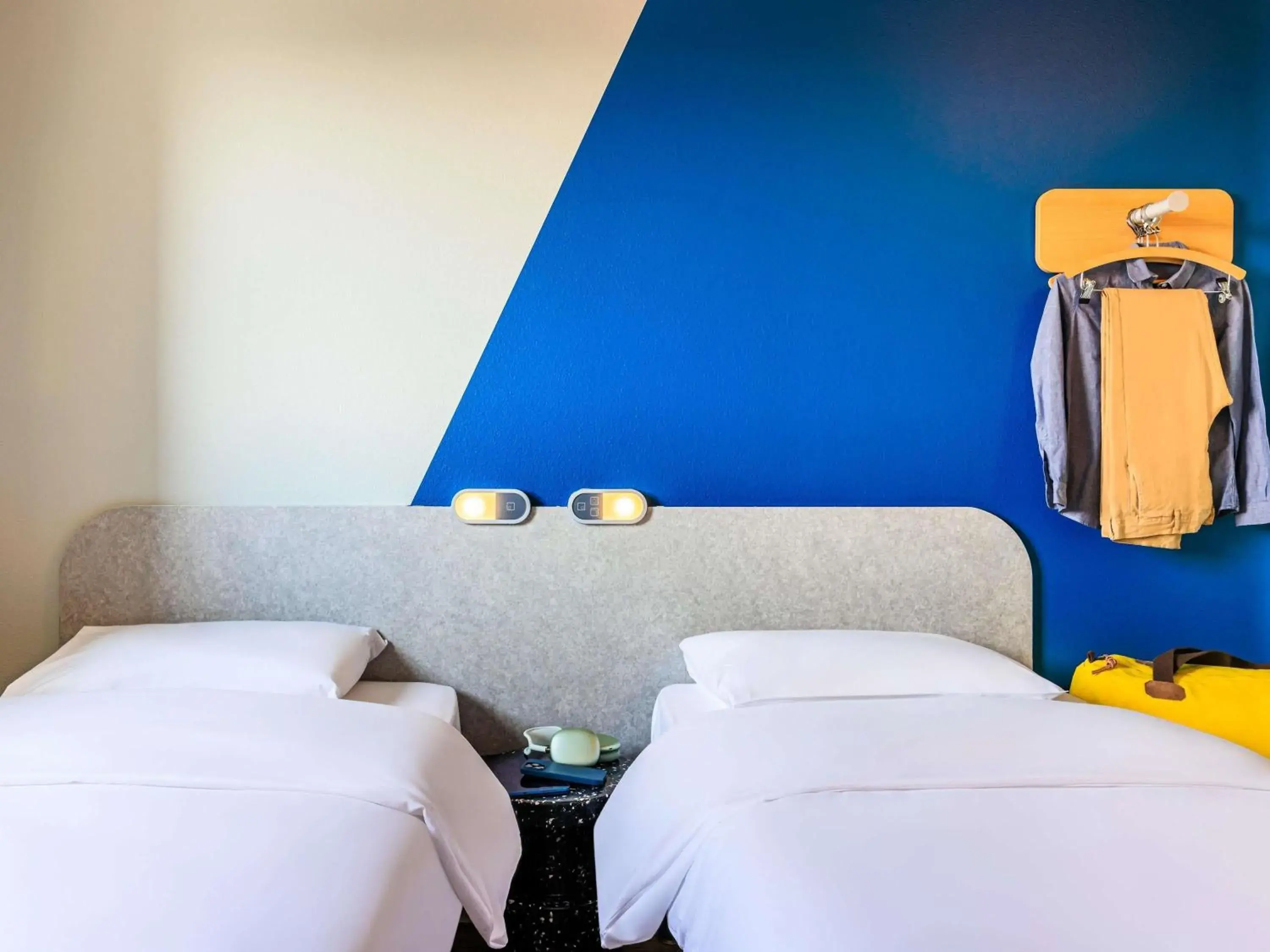 Bedroom, Bed in Ibis budget Lausanne-Bussigny Bedroom, Bed in Ibis budget Lausanne-Bussigny